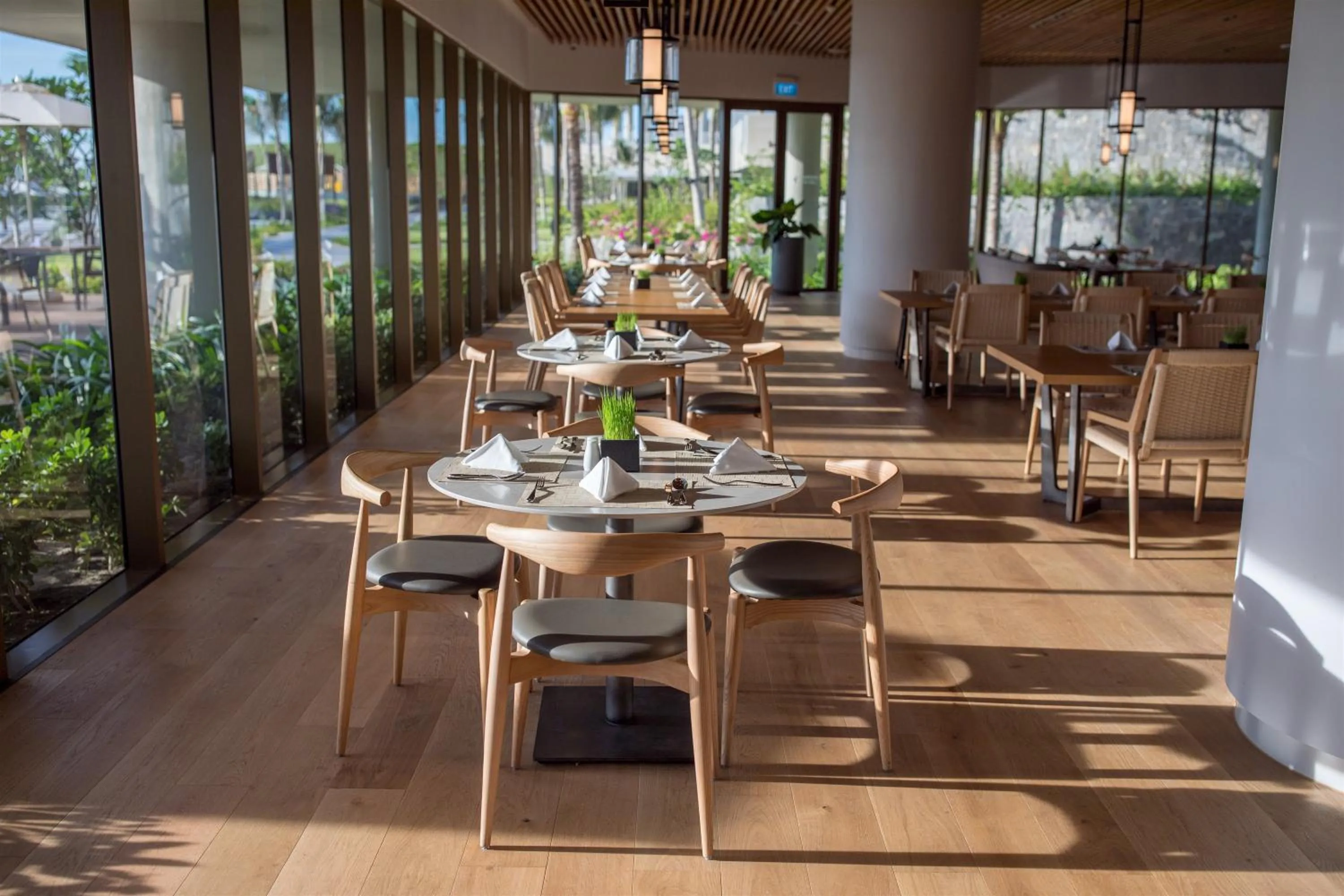 Restaurant/places to eat in Alma Resort Cam Ranh