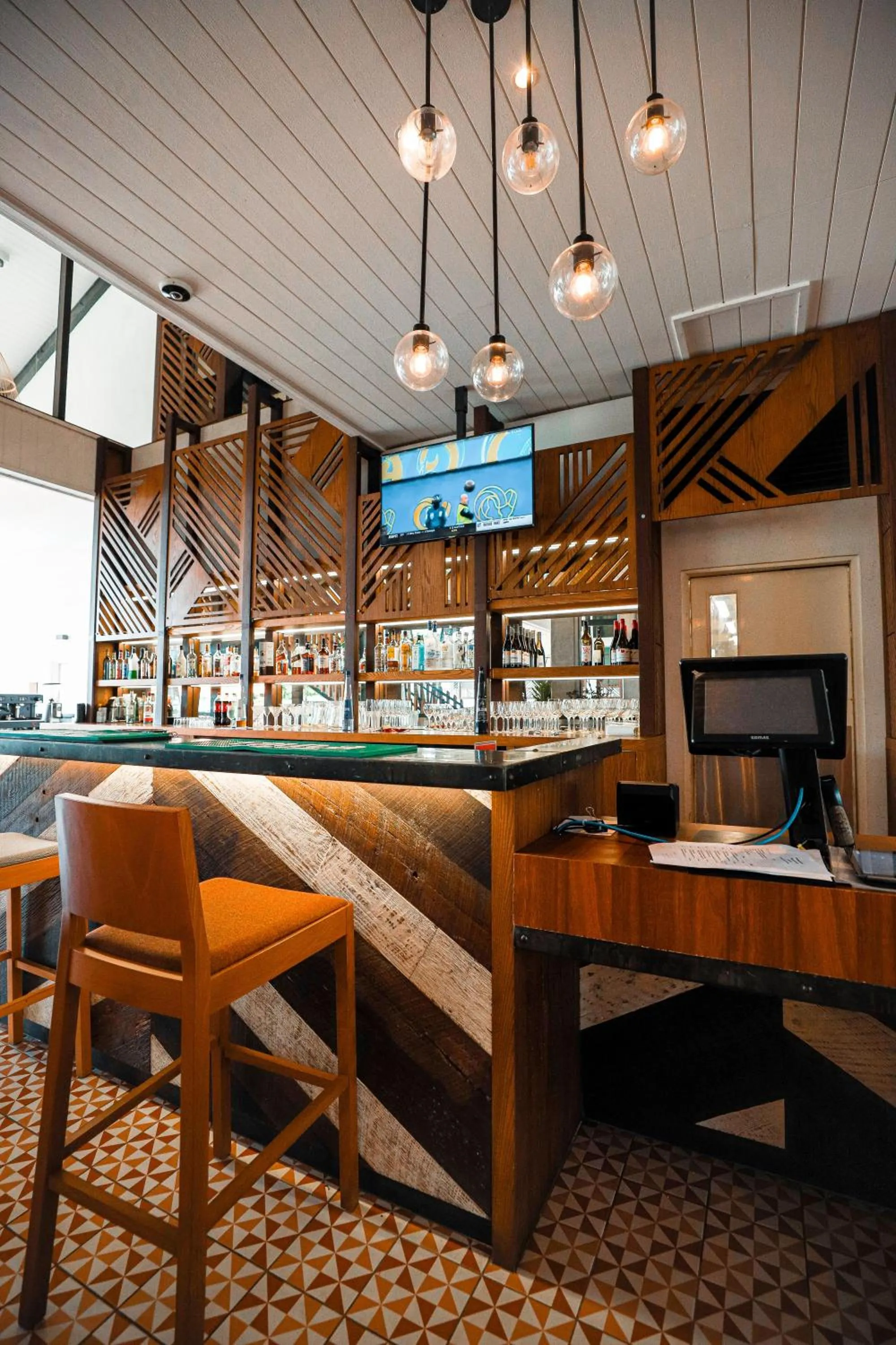 TV and multimedia in Lava Hotel