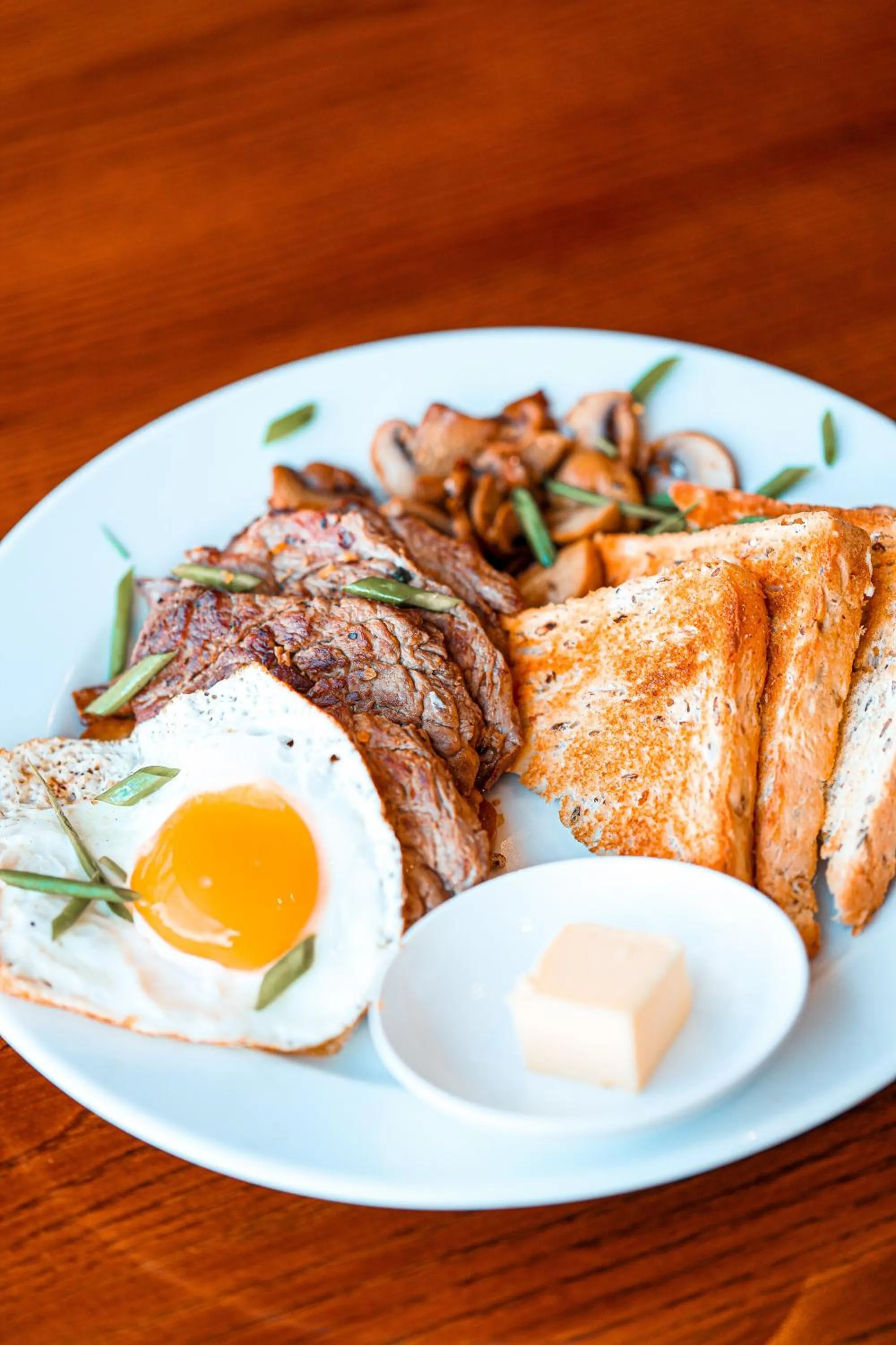 Food and drinks in Lava Hotel