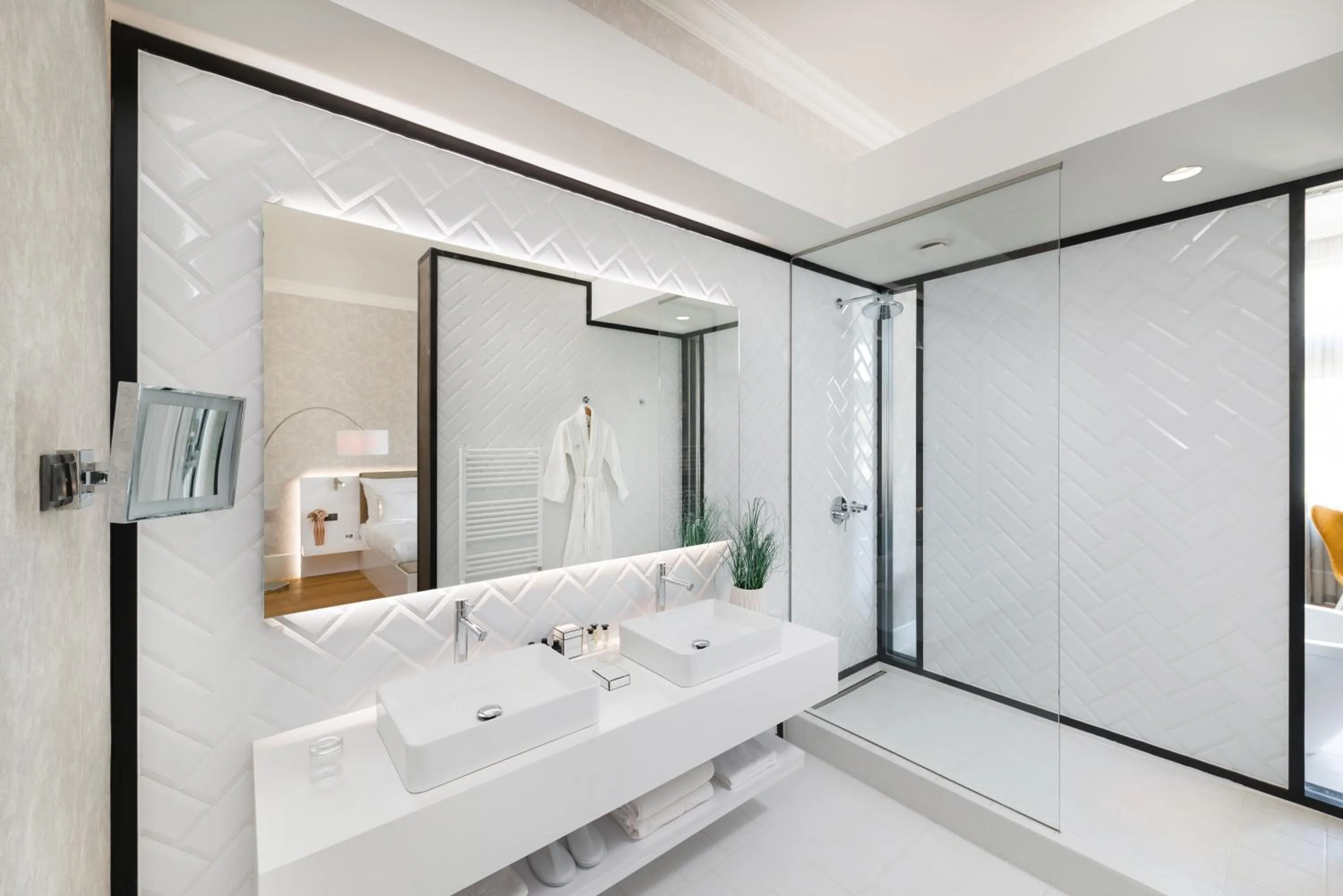 Bathroom in Hotel Vision Budapest by Continental Group