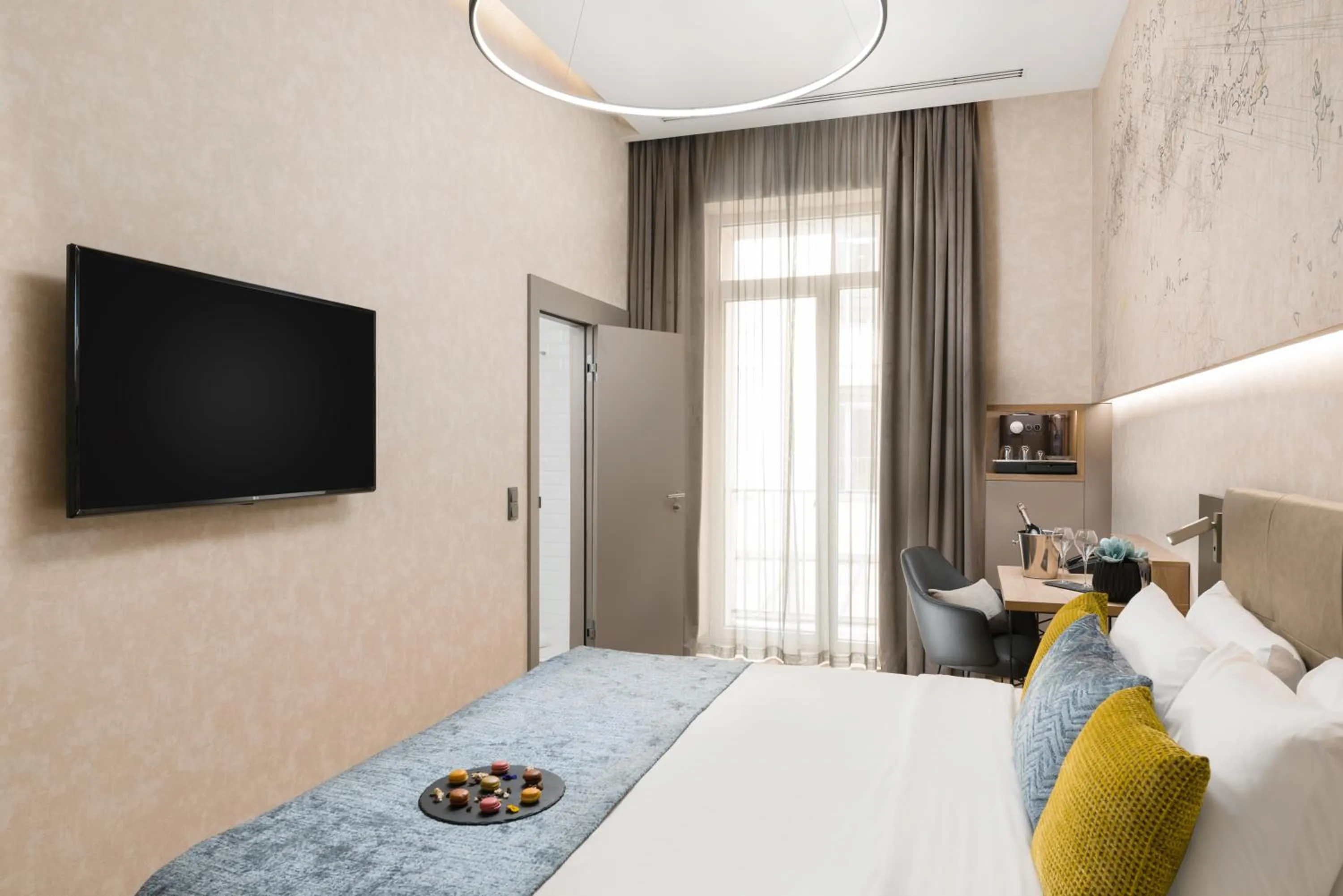 Photo of the whole room, Bed in Hotel Vision Budapest by Continental Group
