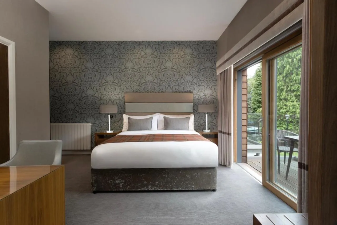 Bedroom, Bed in Fonab Castle Hotel