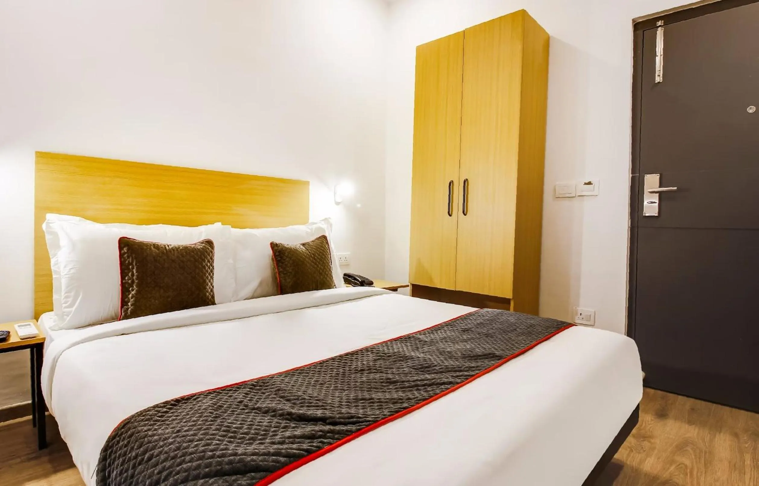 Bedroom in Super Townhouse De Alphabet