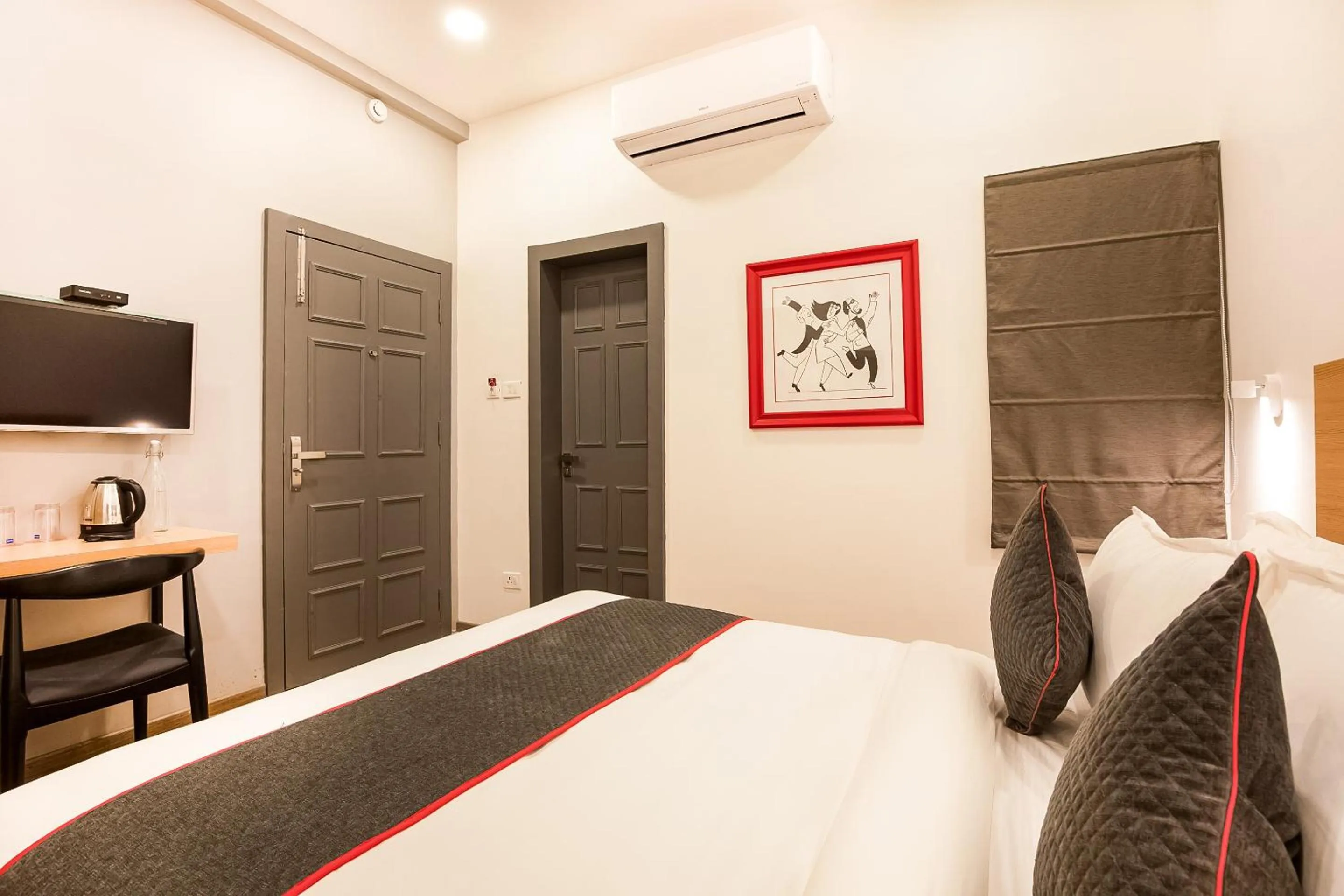 Bedroom, Bed in Townhouse Pipliyahana Square