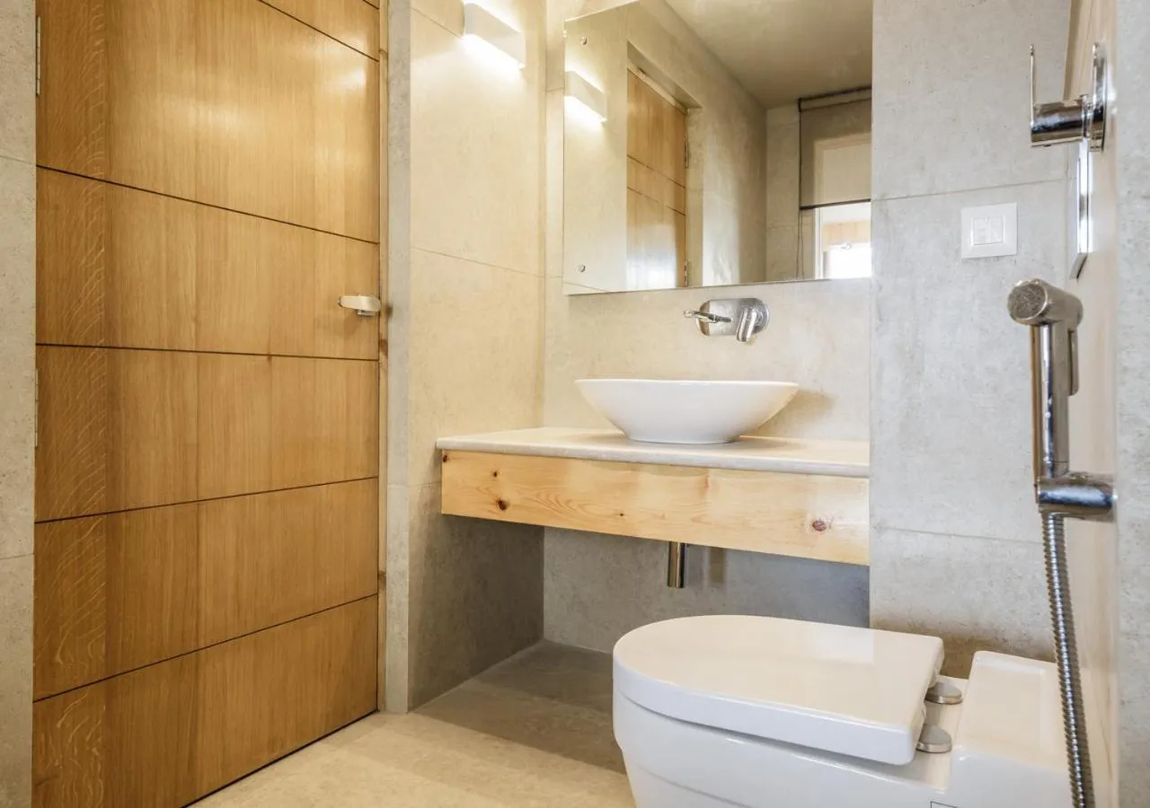 Bathroom in The Bodhi Tree Ladakh