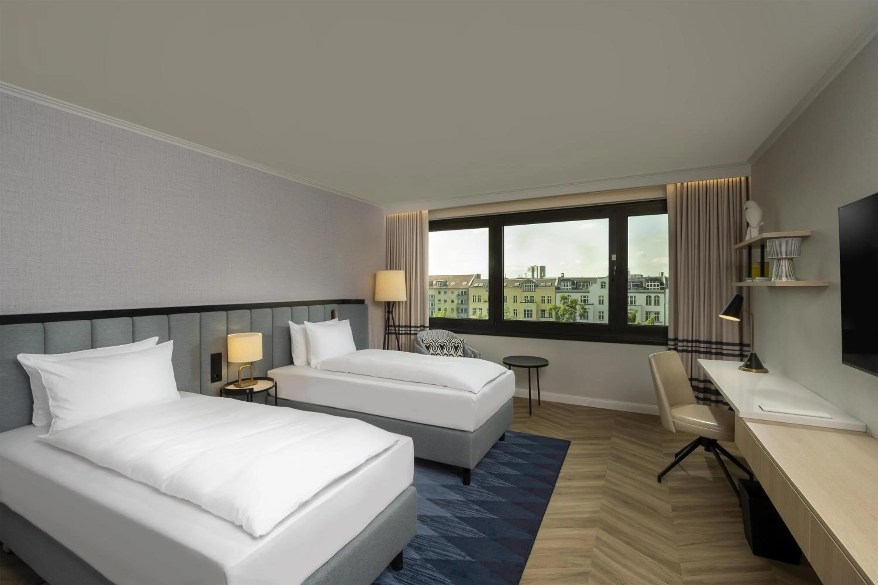 Bed in DoubleTree by Hilton Berlin Ku'damm