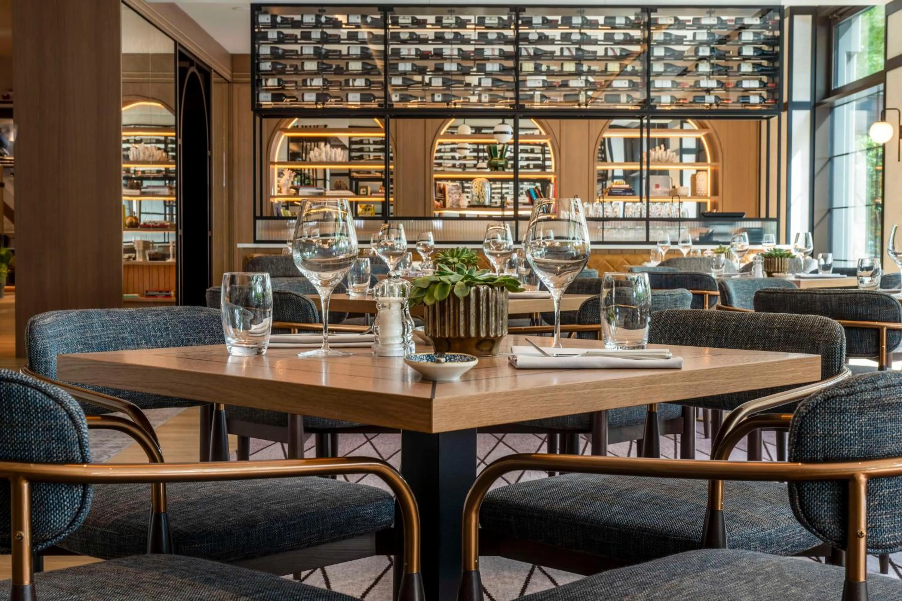 Restaurant/places to eat in DoubleTree by Hilton Berlin Ku'damm