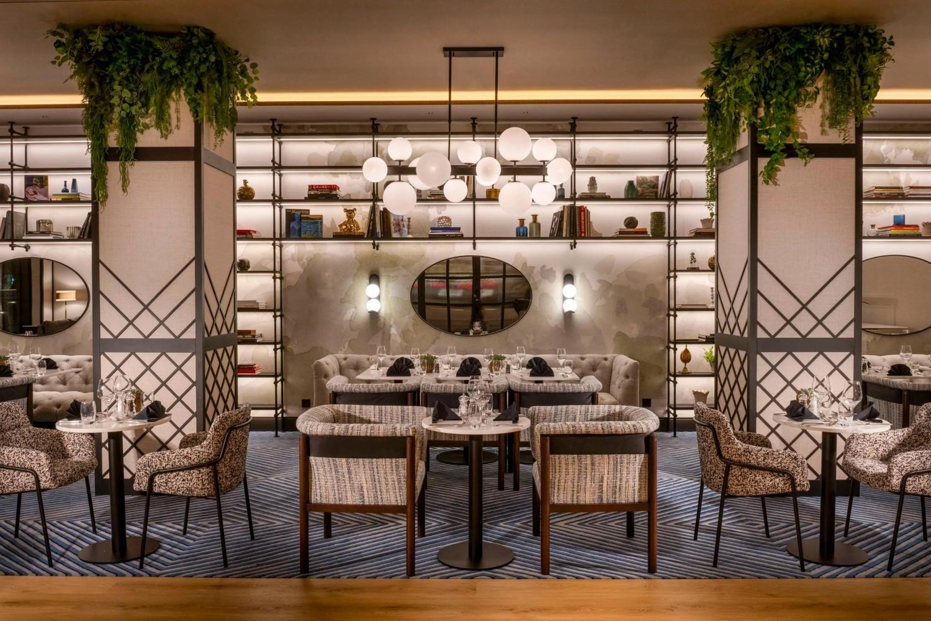 Restaurant/places to eat in DoubleTree by Hilton Berlin Ku'damm