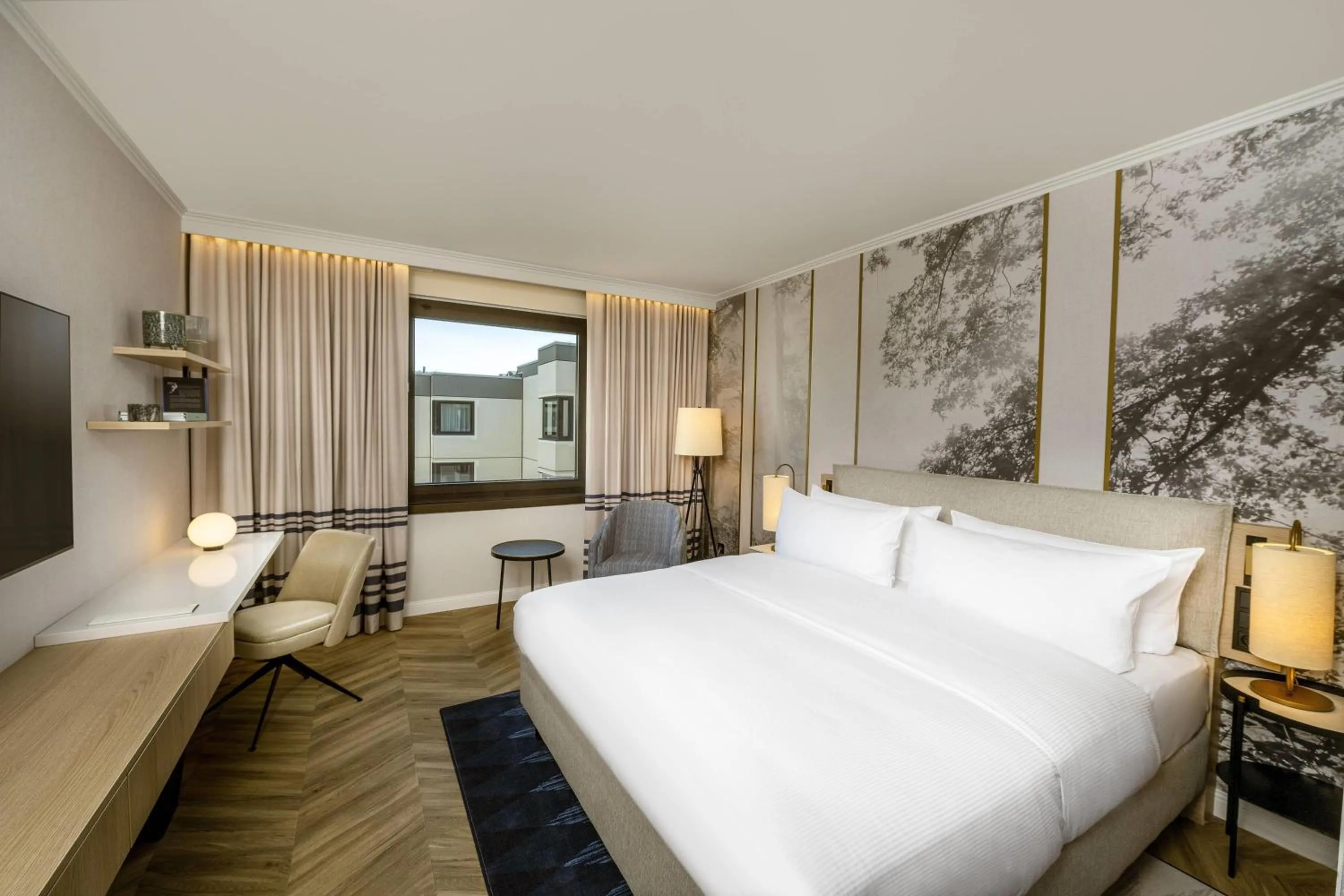 Bed in DoubleTree by Hilton Berlin Ku'damm