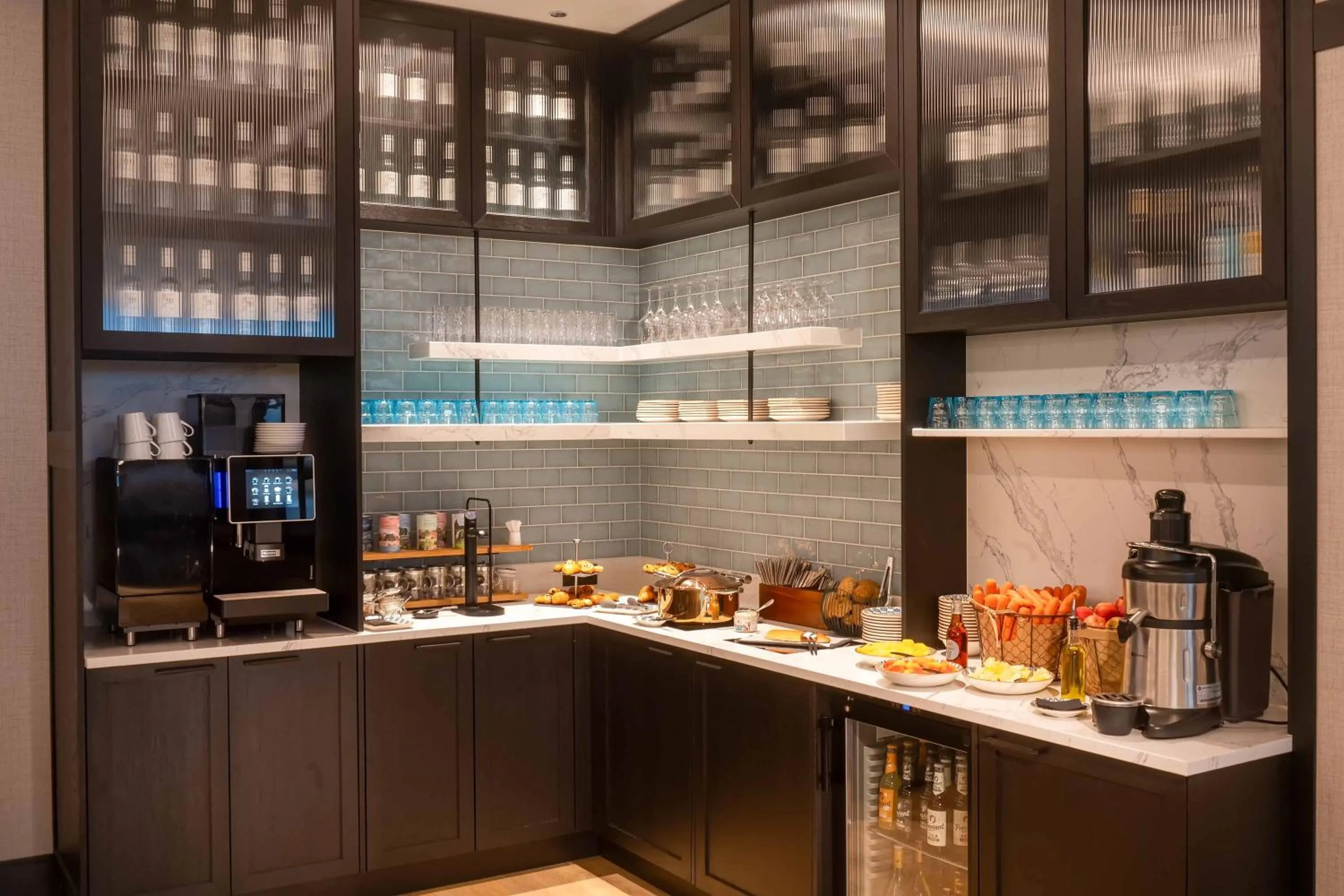 Lounge or bar in DoubleTree by Hilton Berlin Ku'damm