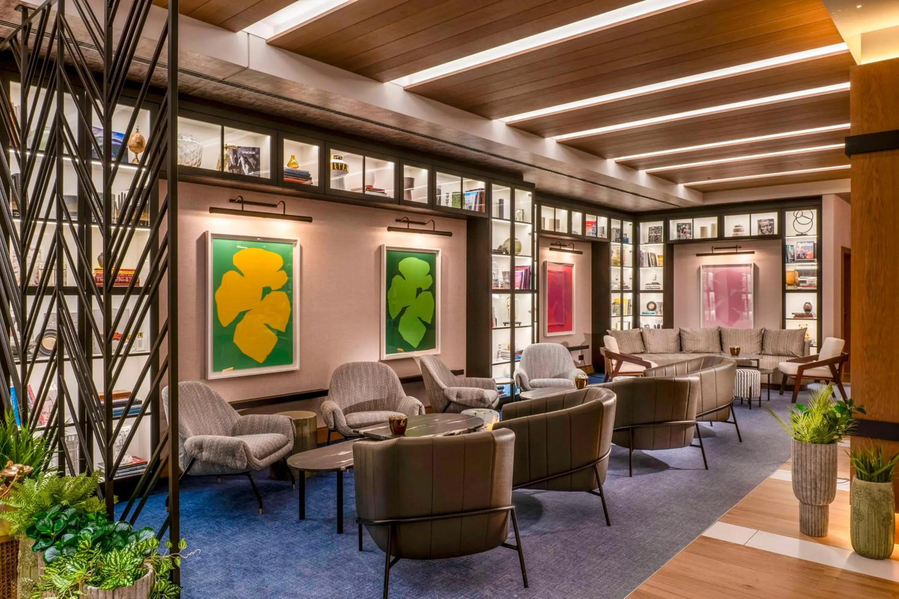 Lobby or reception in DoubleTree by Hilton Berlin Ku'damm