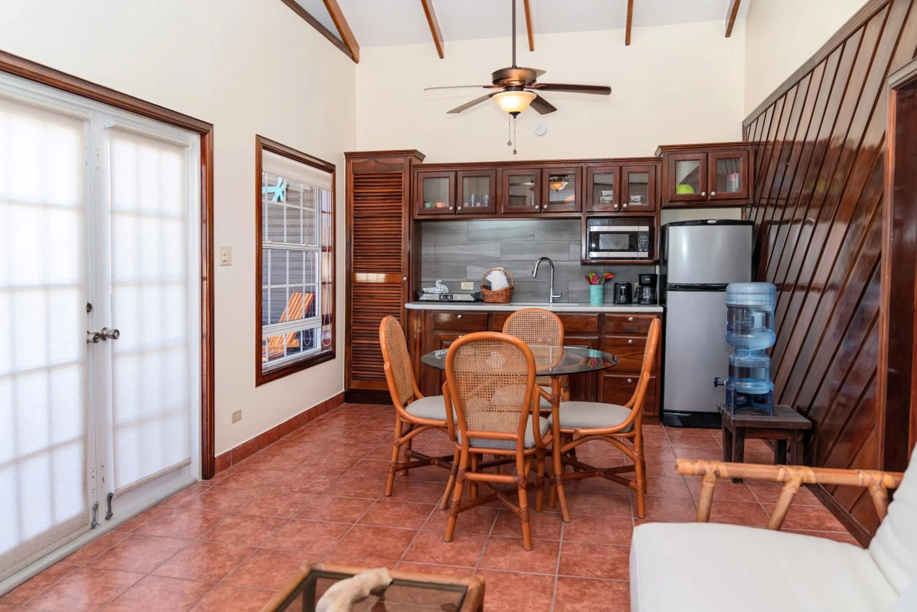 Kitchen or kitchenette in X'tan Ha- The Waterfront