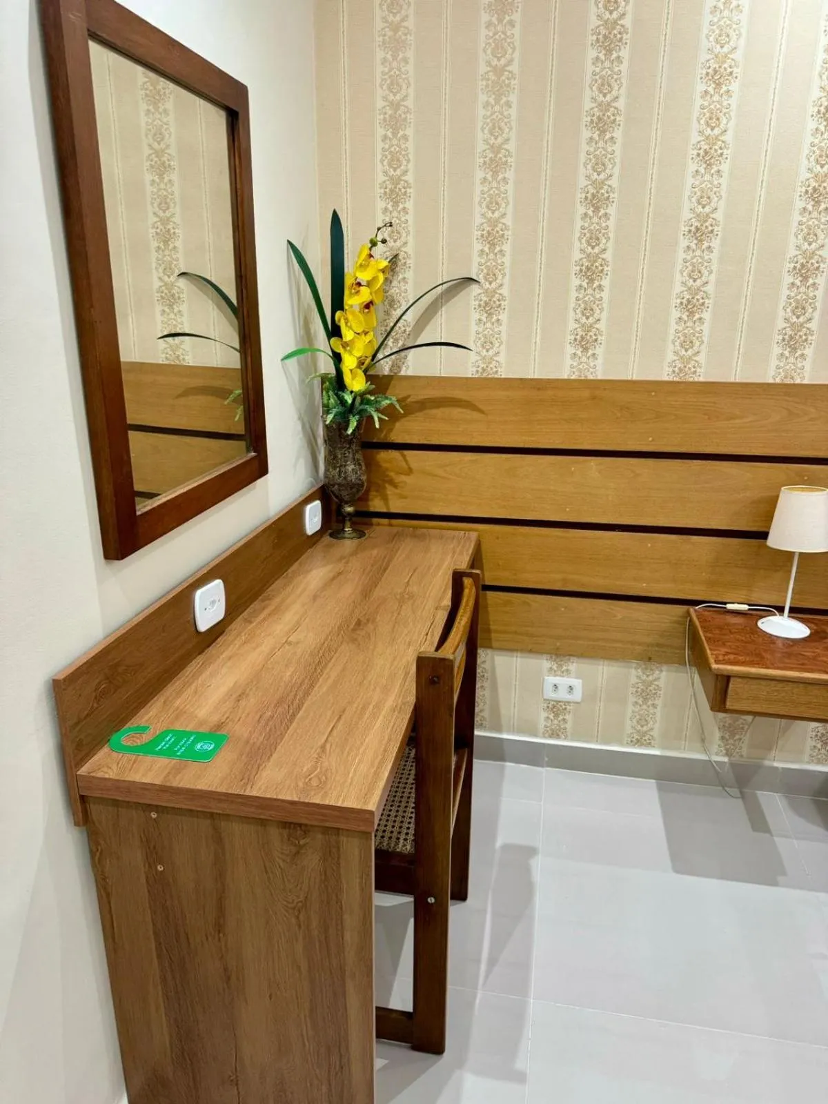 Bedroom in Dublin Hotel