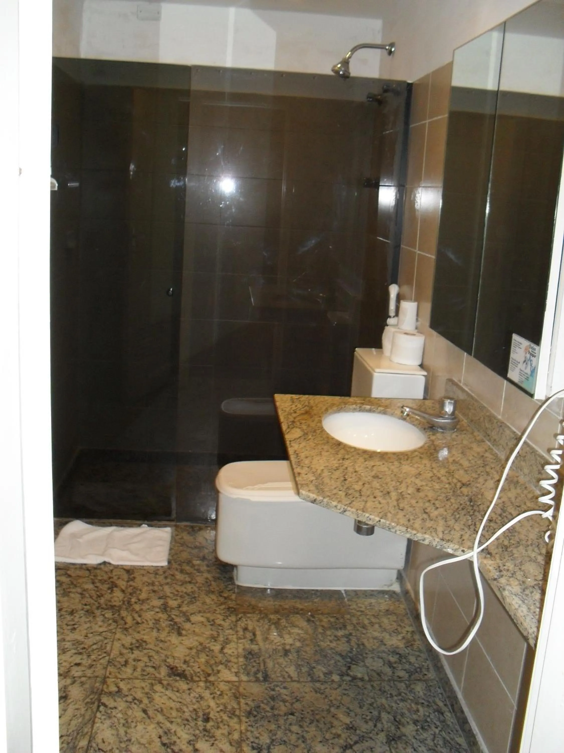 Shower in Dublin Hotel