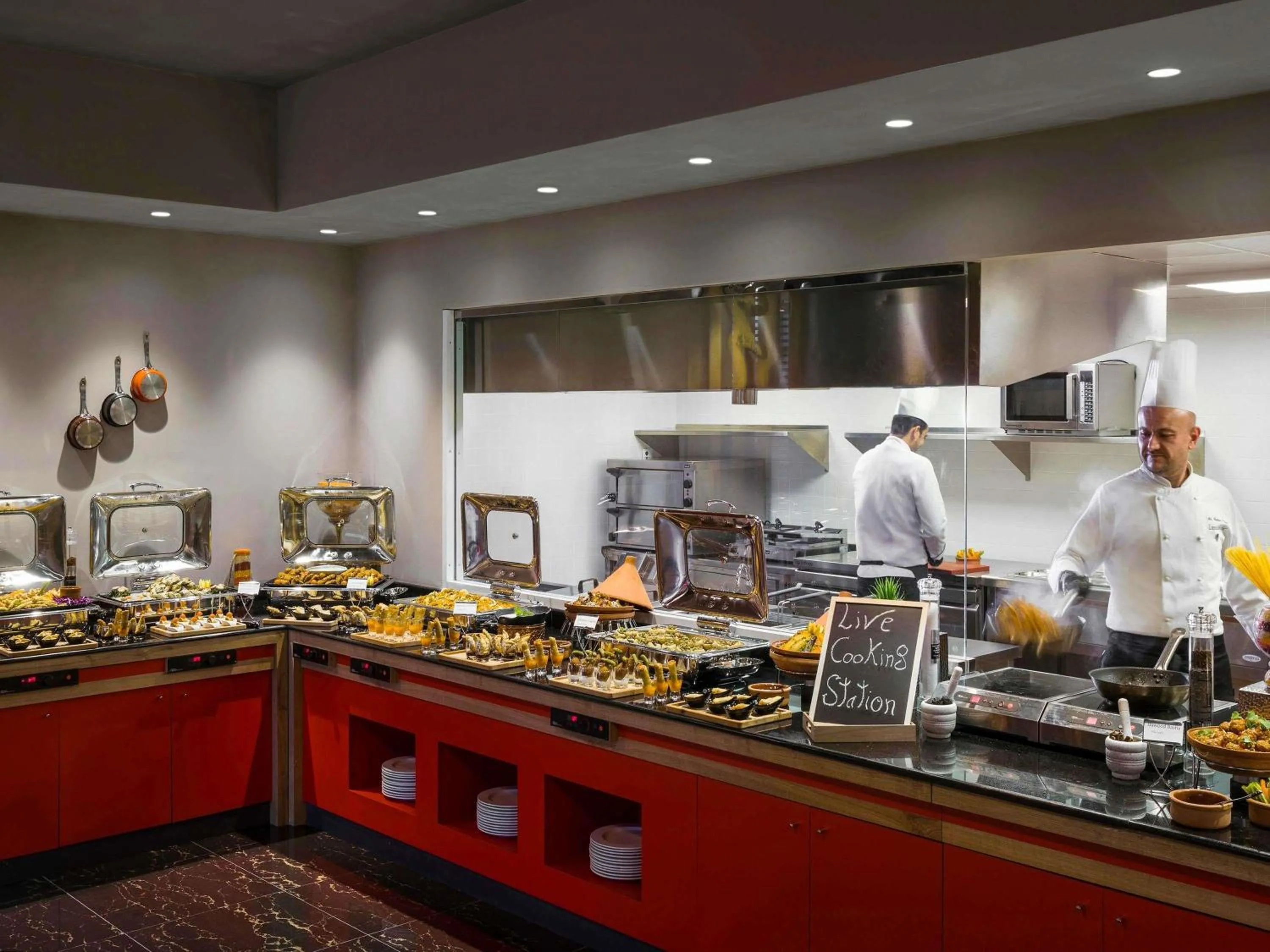 Restaurant/places to eat in Adagio Jeddah City Center