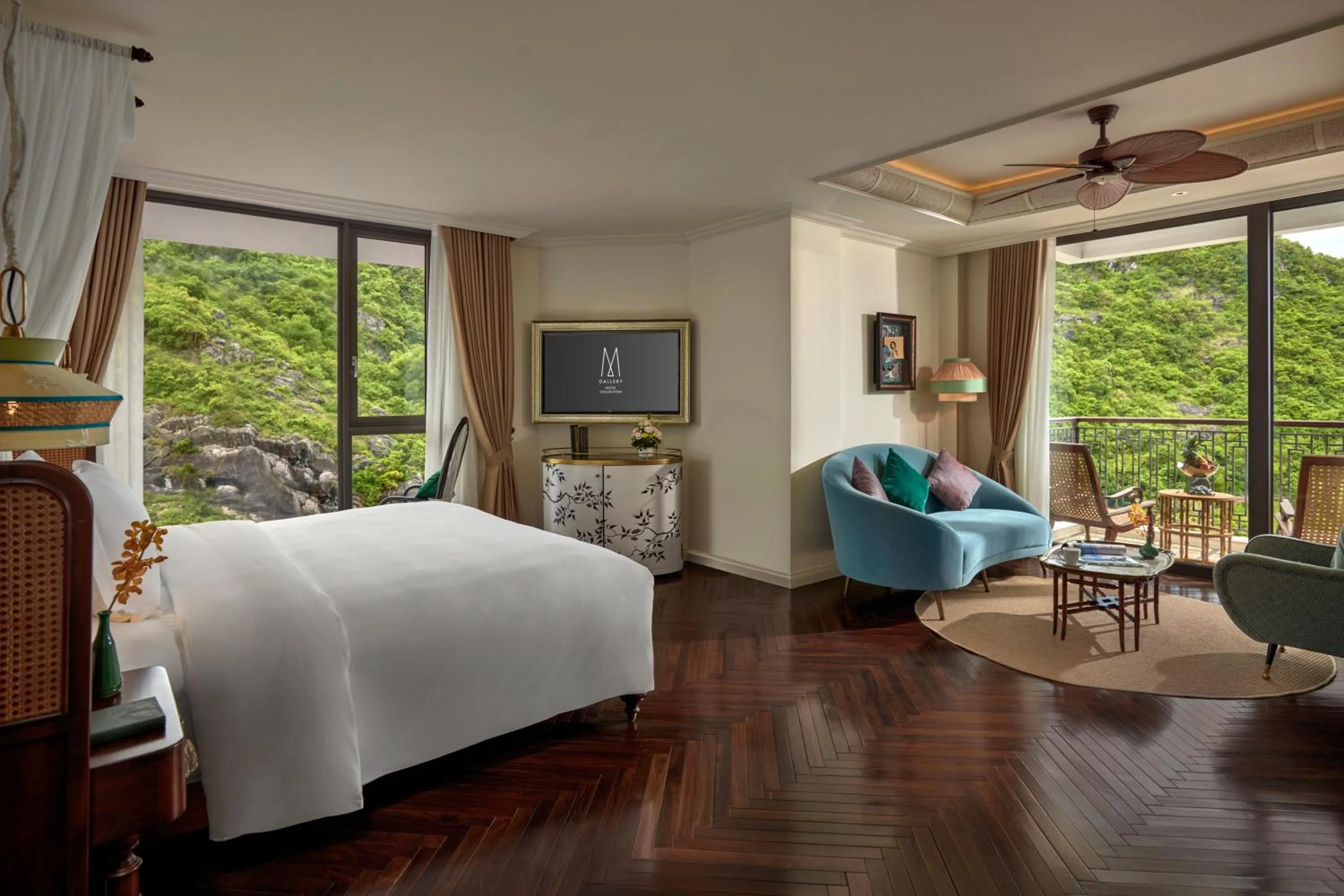 Photo of the whole room, Bed in Hôtel Perle d'Orient Cat Ba - MGallery