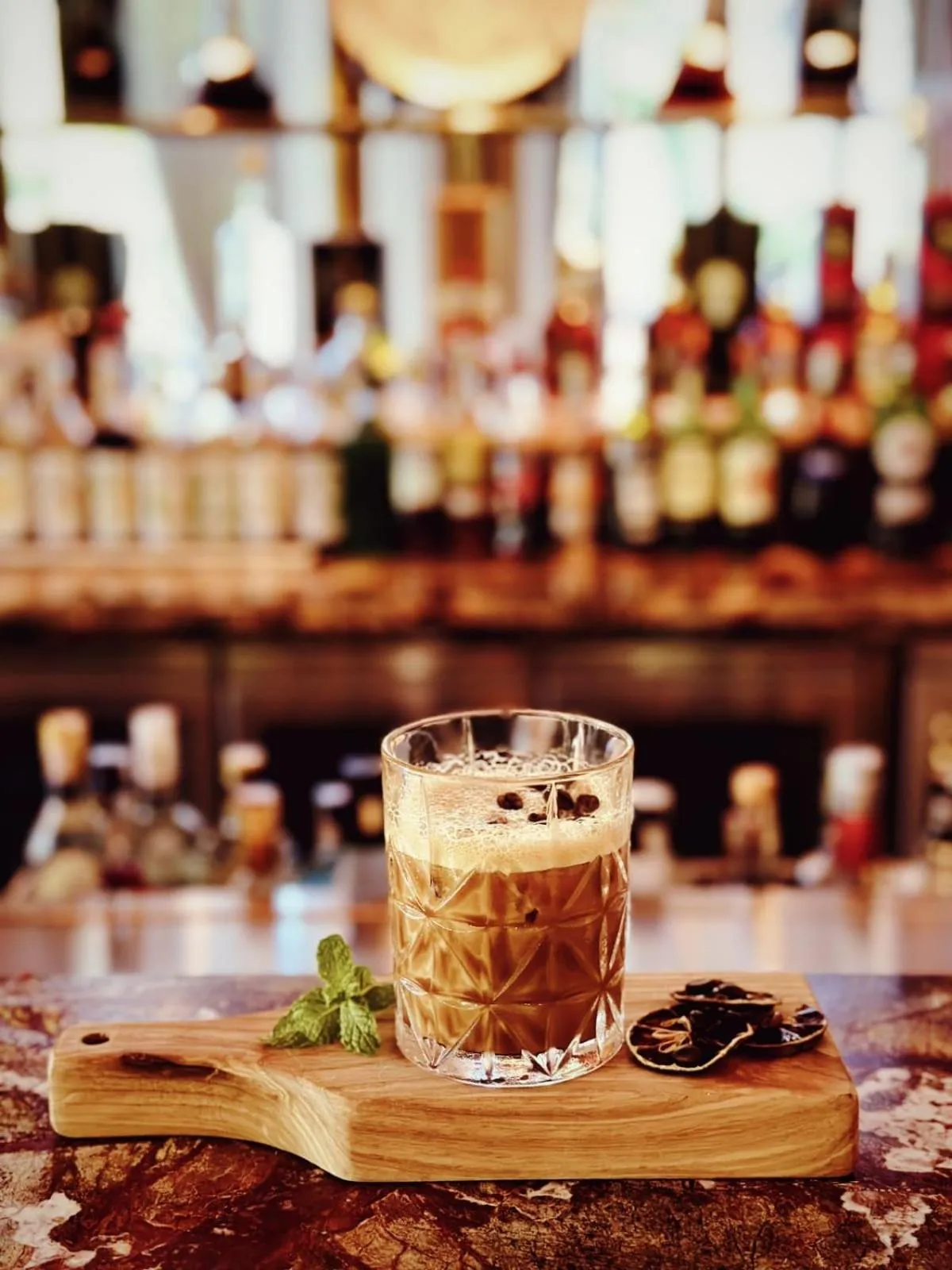 Lounge or bar in Hôtel Perle d'Orient Cat Ba - MGallery