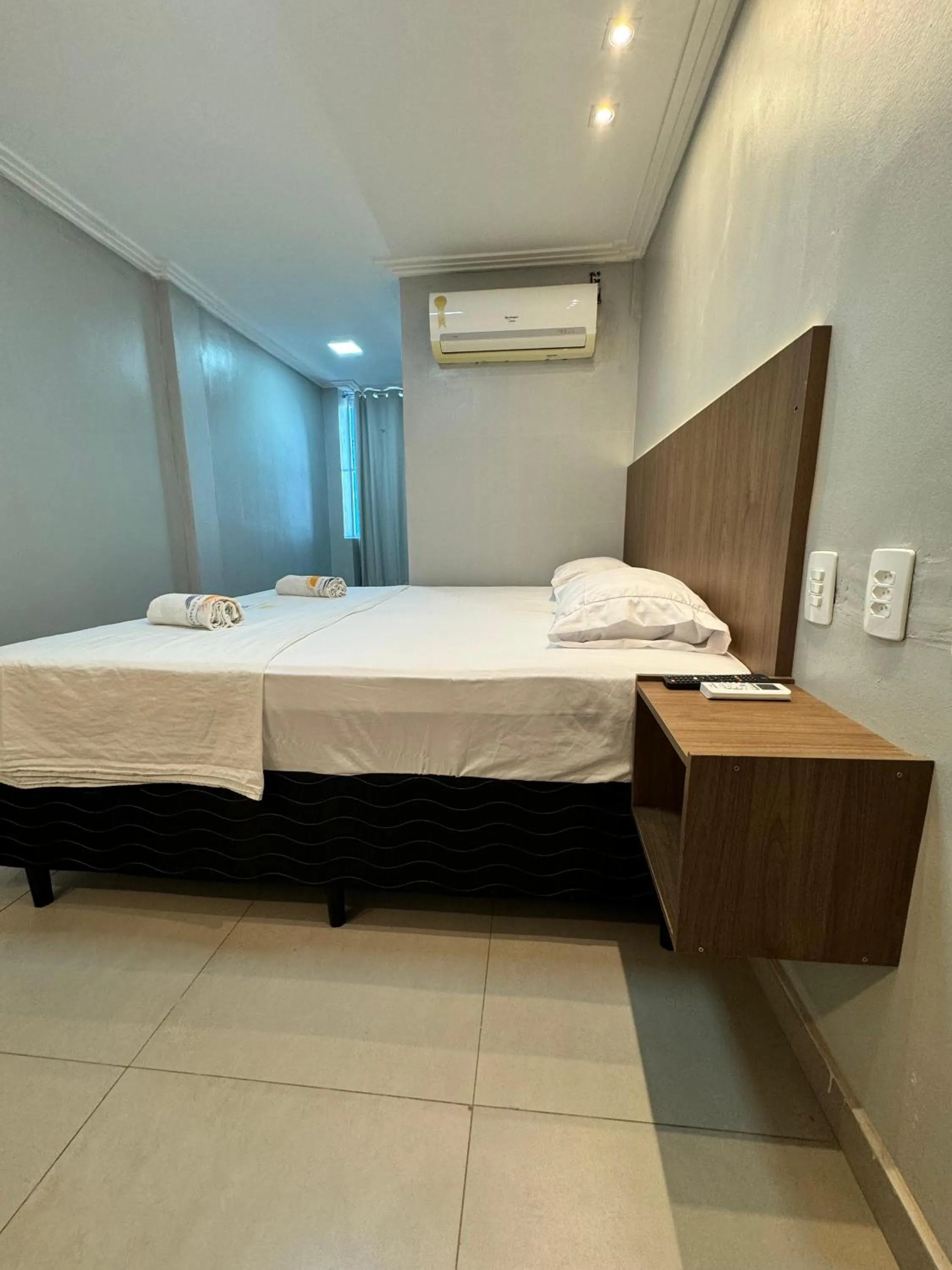 Bedroom, Bed in Hotel Luar de Itapua