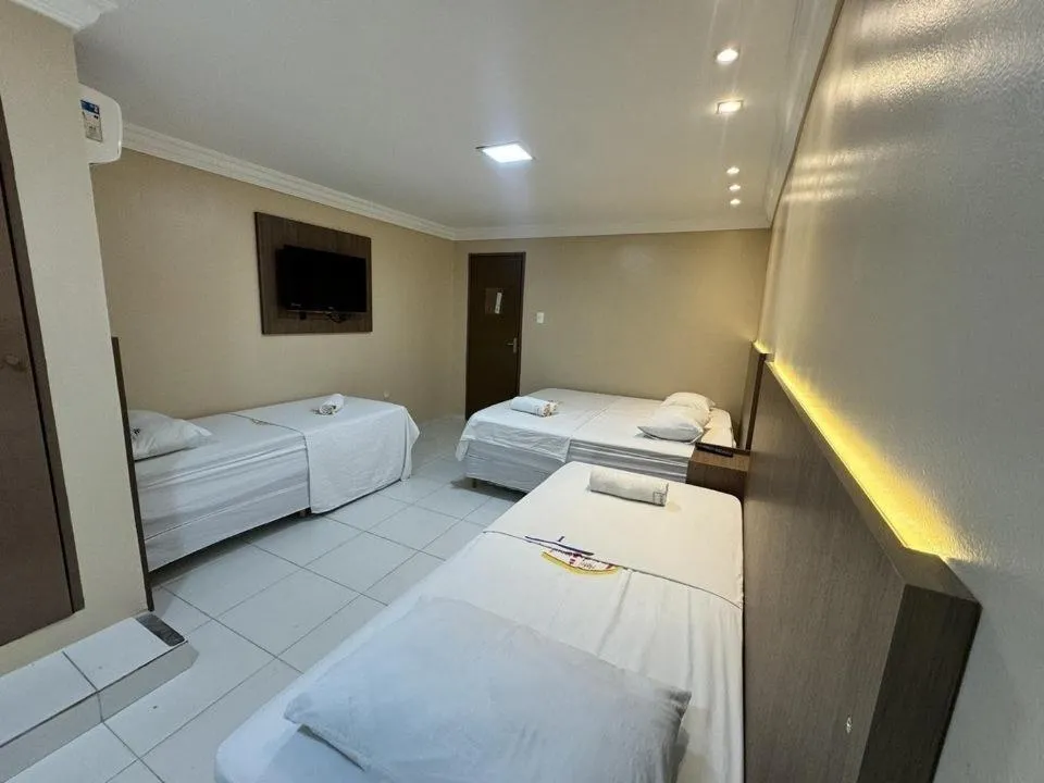 Standard Quadruple Room in Hotel Luar de Itapua