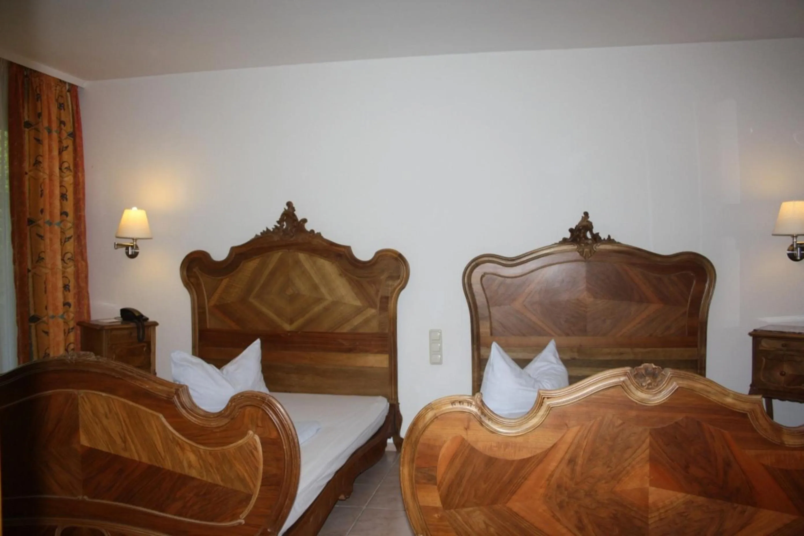 Photo of the whole room, Bed in Bawelsberger Hof