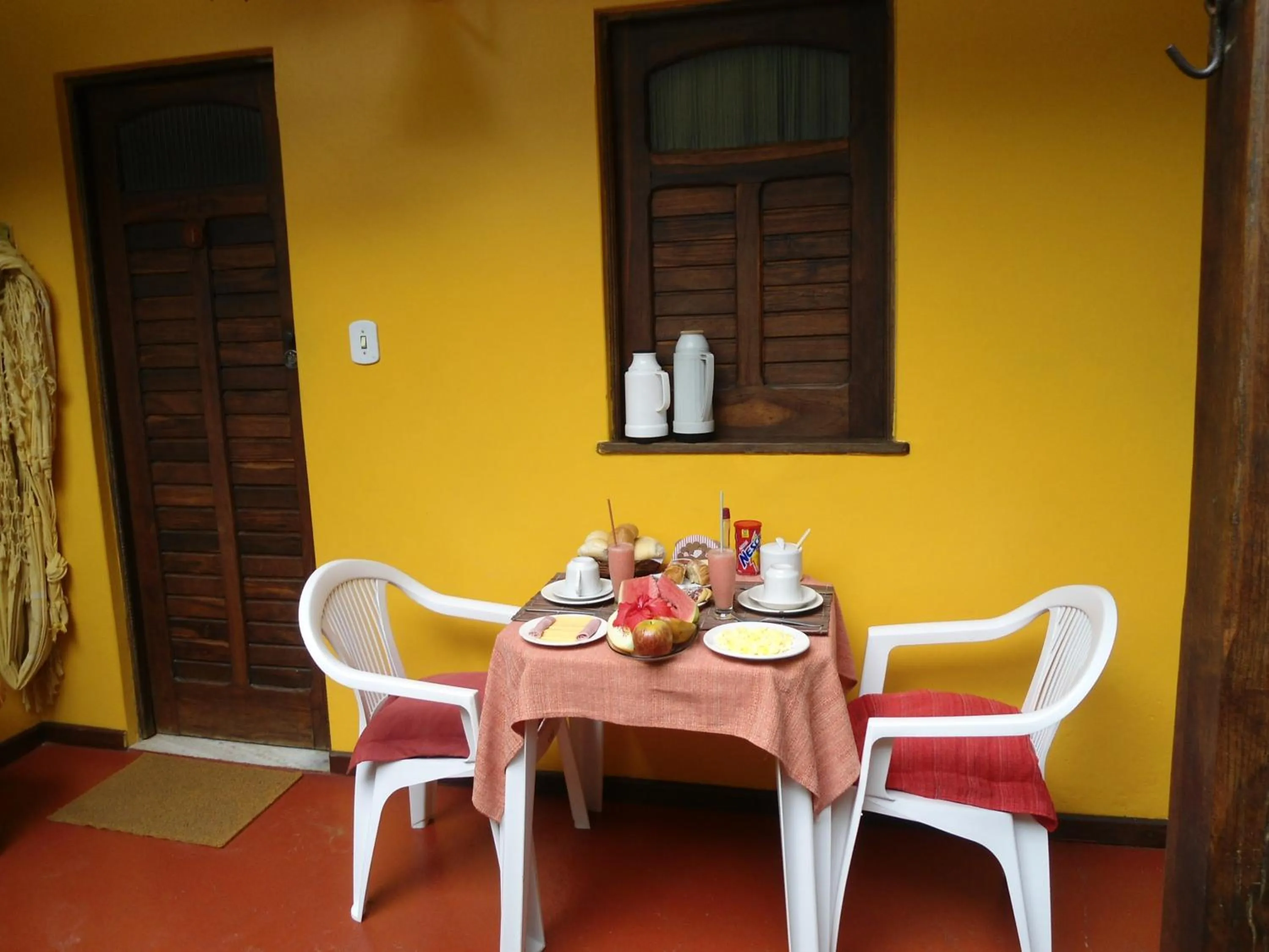 Dining area in Pousada Caravelas