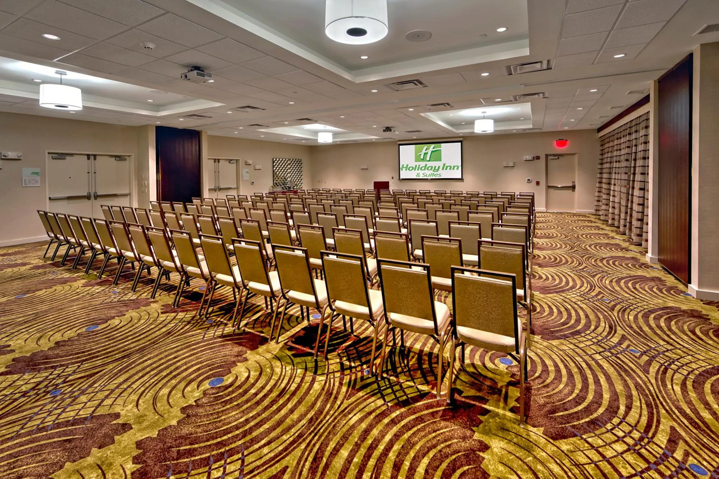 Meeting/conference room in Holiday Inn & Suites Tupelo North by IHG