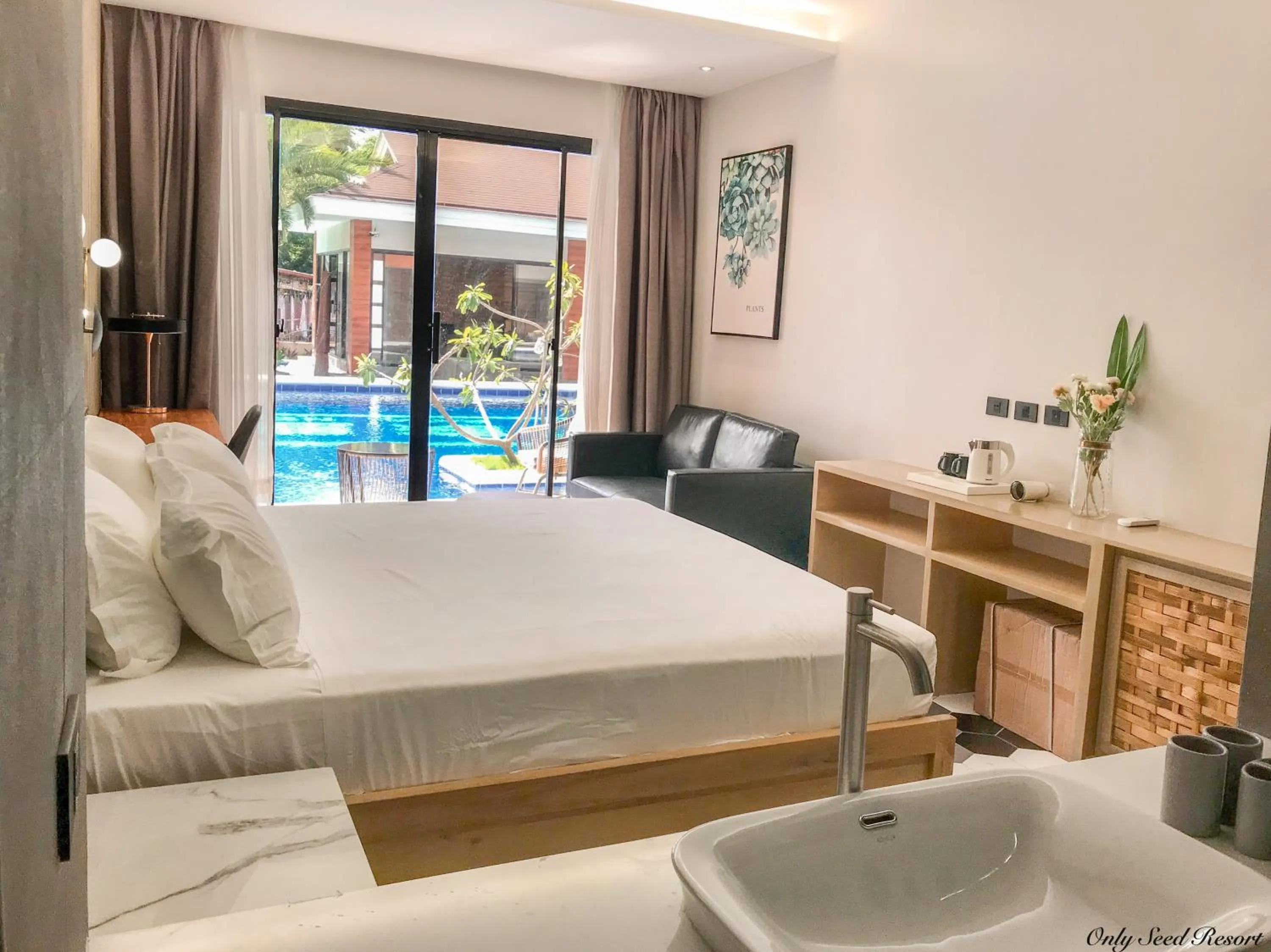 Photo of the whole room, Bed in Only Seed Resort 欧芮希度假酒店