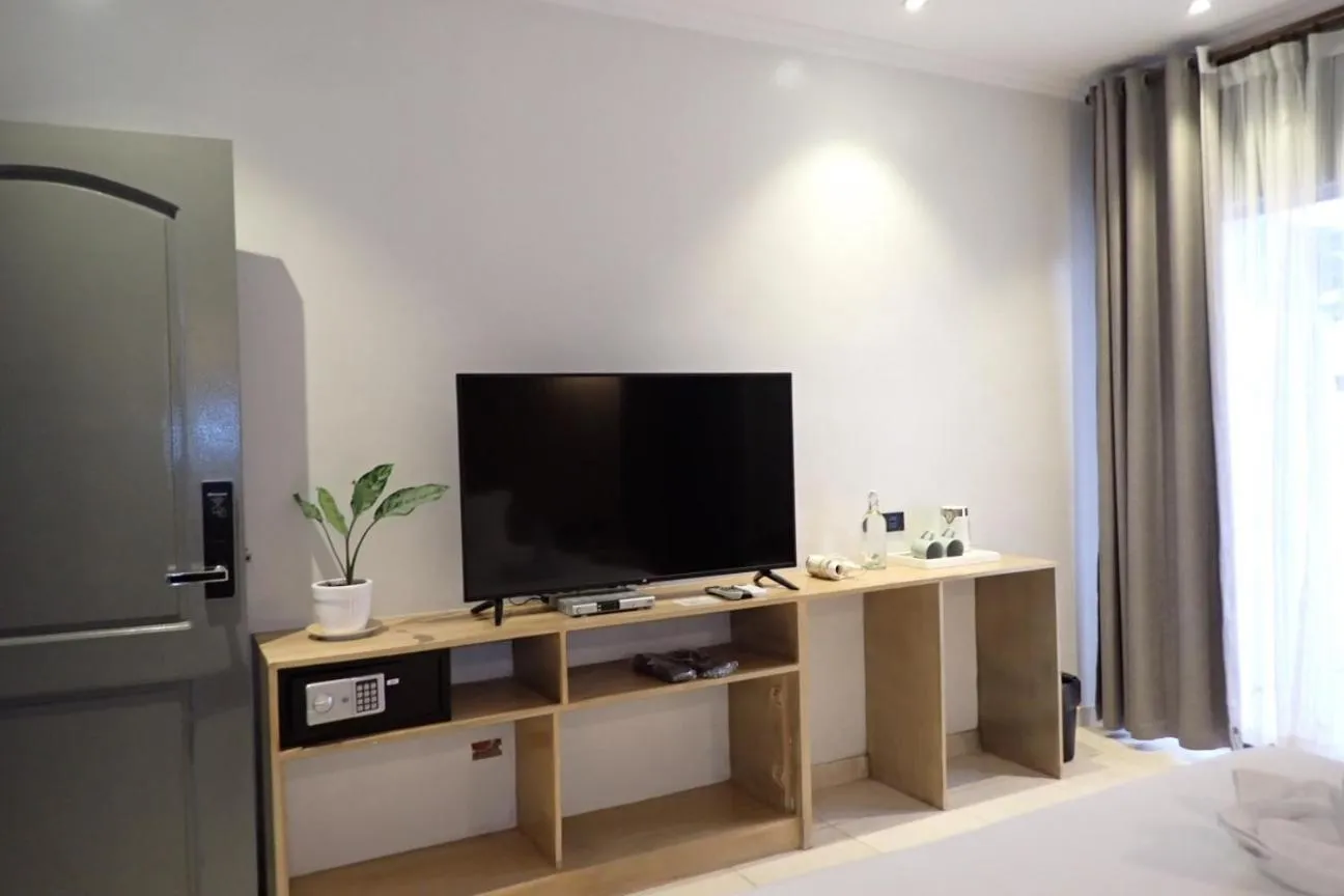 TV and multimedia, Bed in Only Seed Resort 欧芮希度假酒店