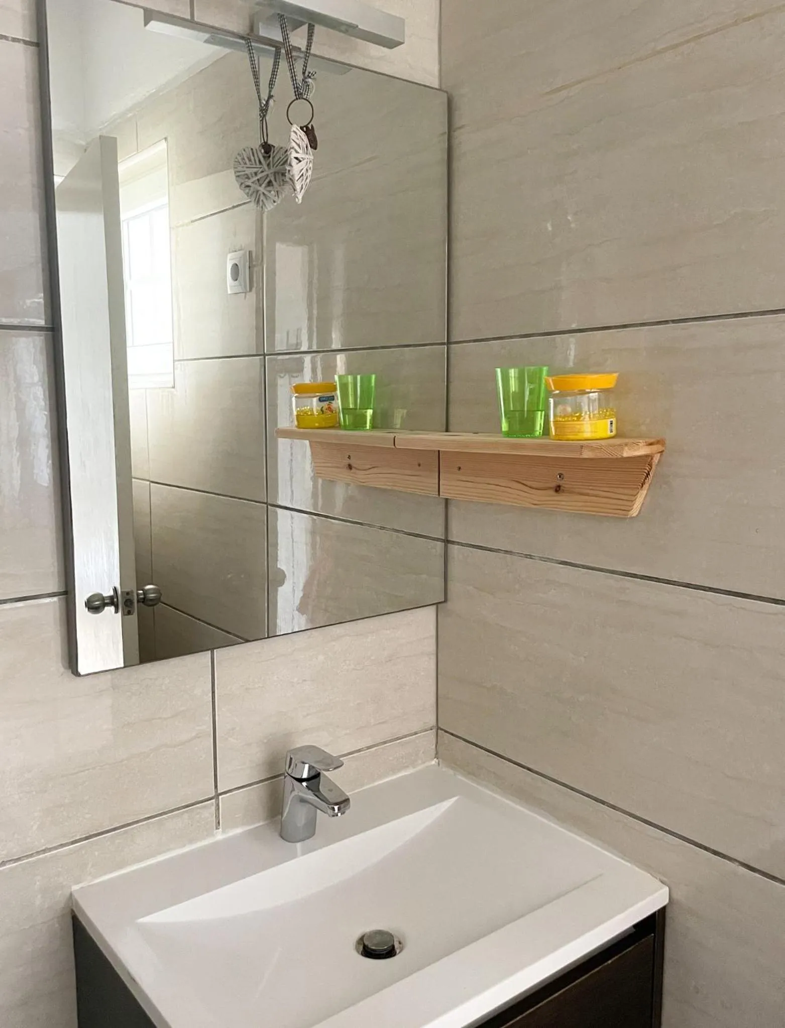 Bathroom in Hibiscus Beach House