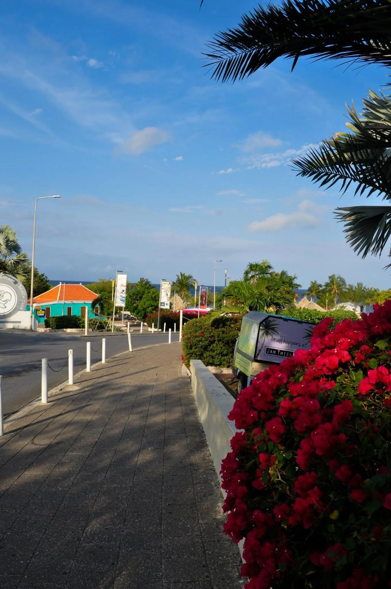 Area and facilities in Hibiscus Beach House