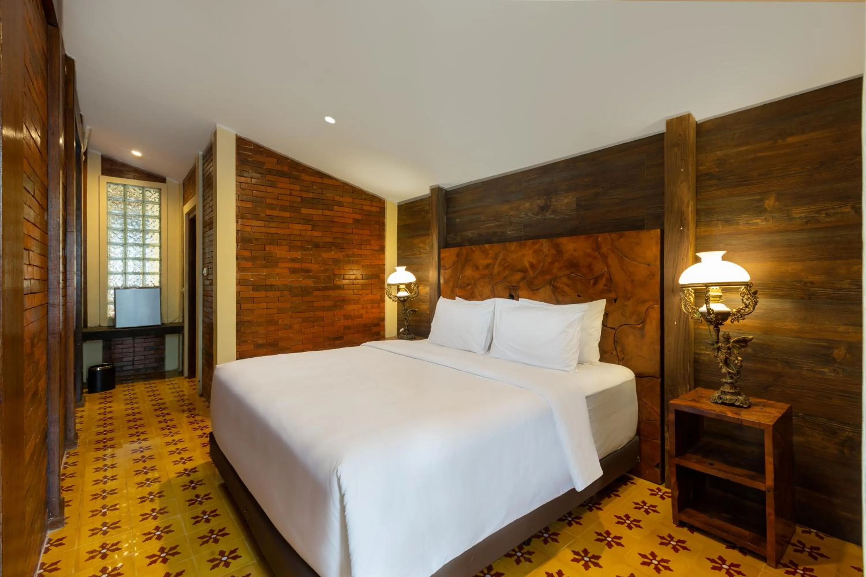 Bed in Bale Devata Resort