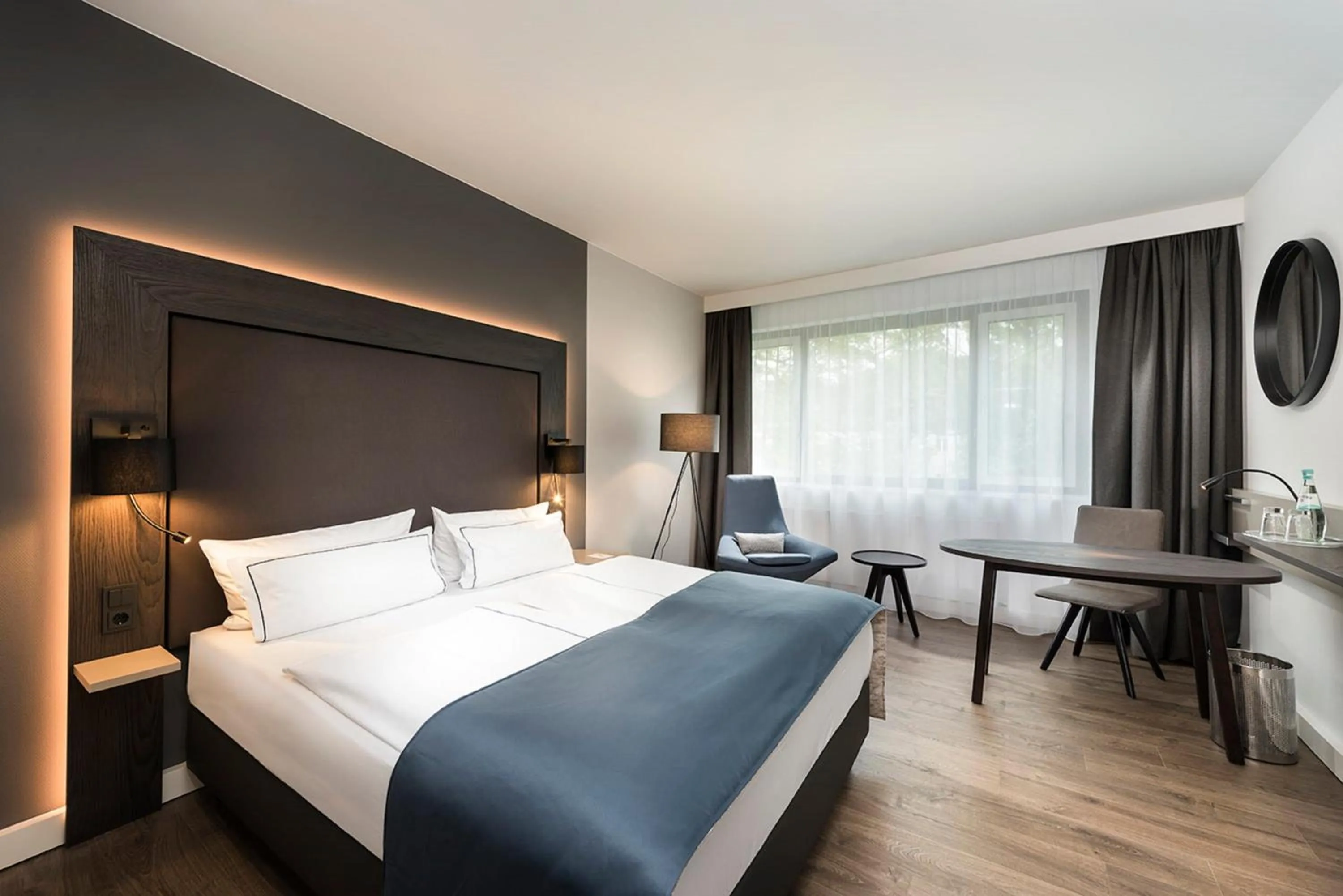Photo of the whole room, Bed in Holiday Inn Berlin City-West by IHG