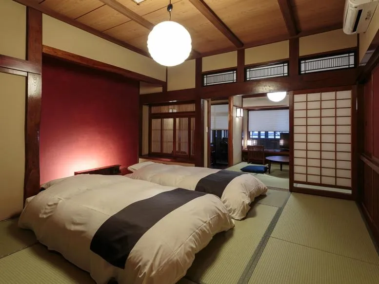 Bed in Ryugon