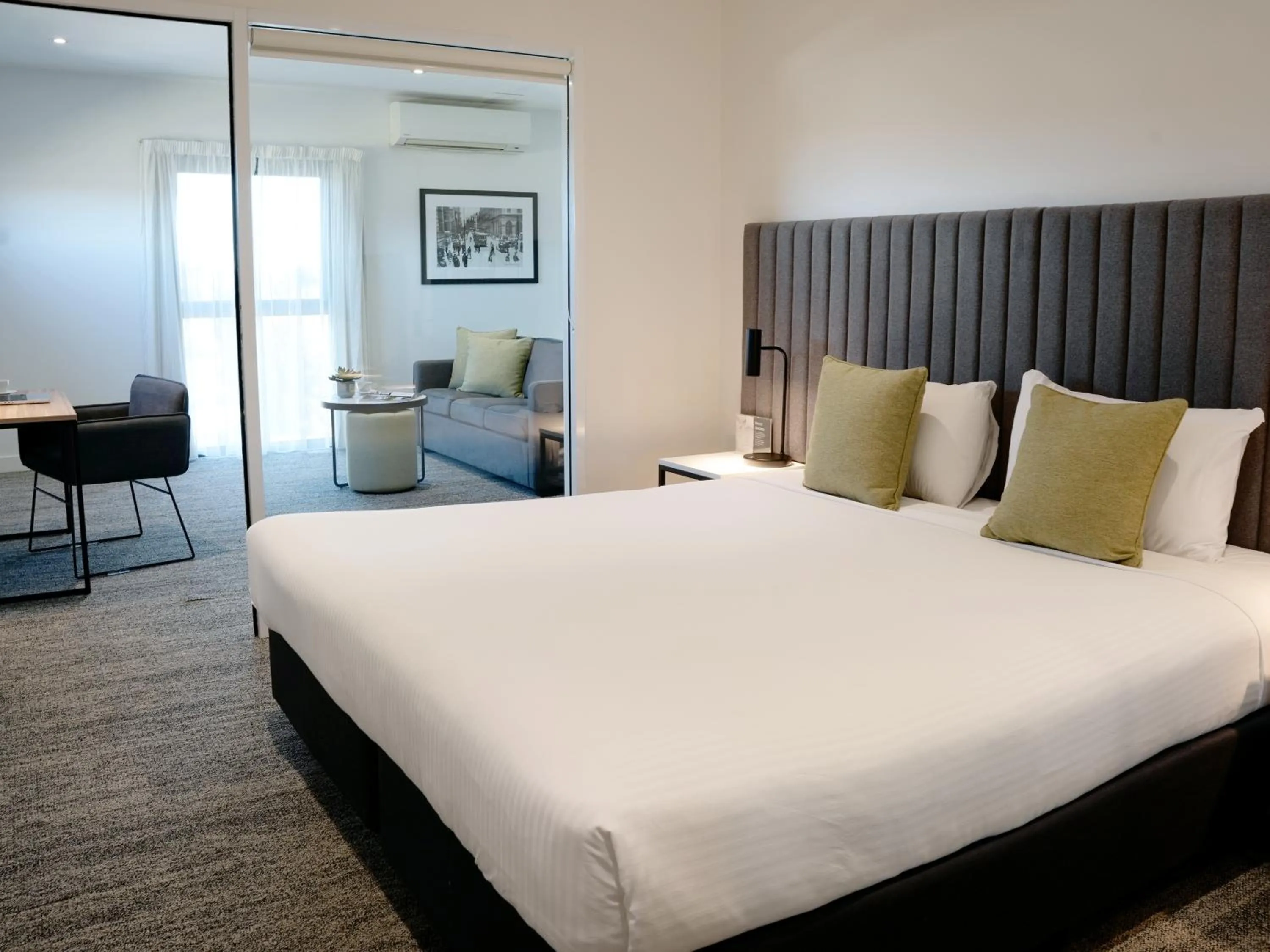 Bedroom, Bed in Quest Wodonga