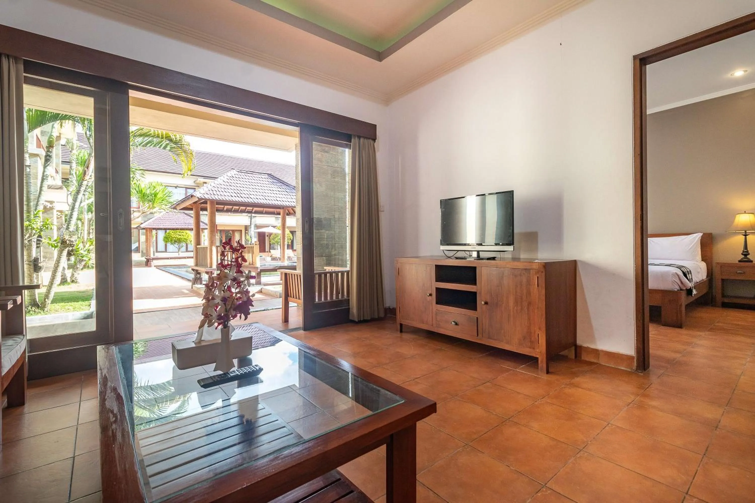 TV and multimedia in Vidi Boutique Hotel