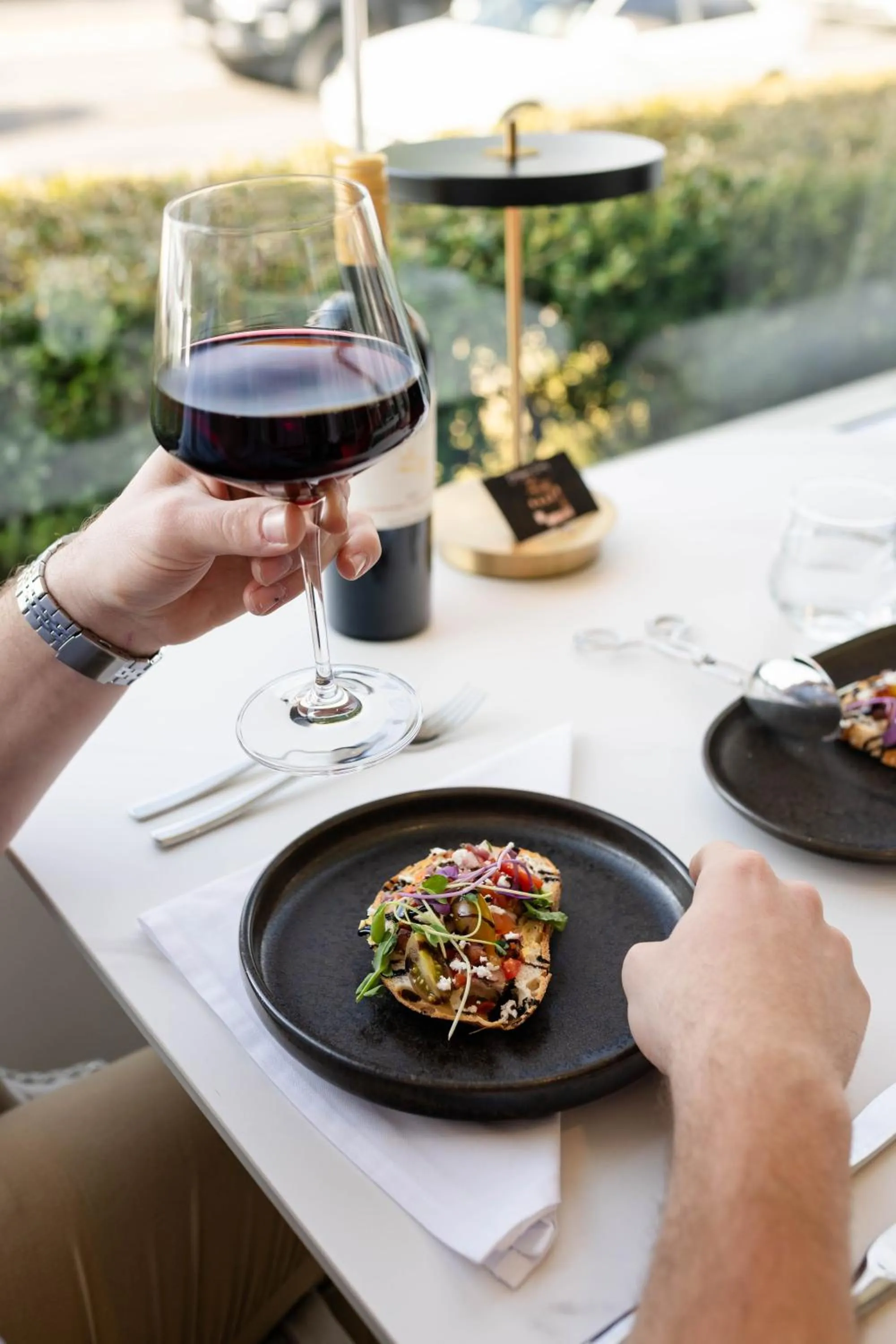 Restaurant/places to eat in International Hotel Wagga Wagga