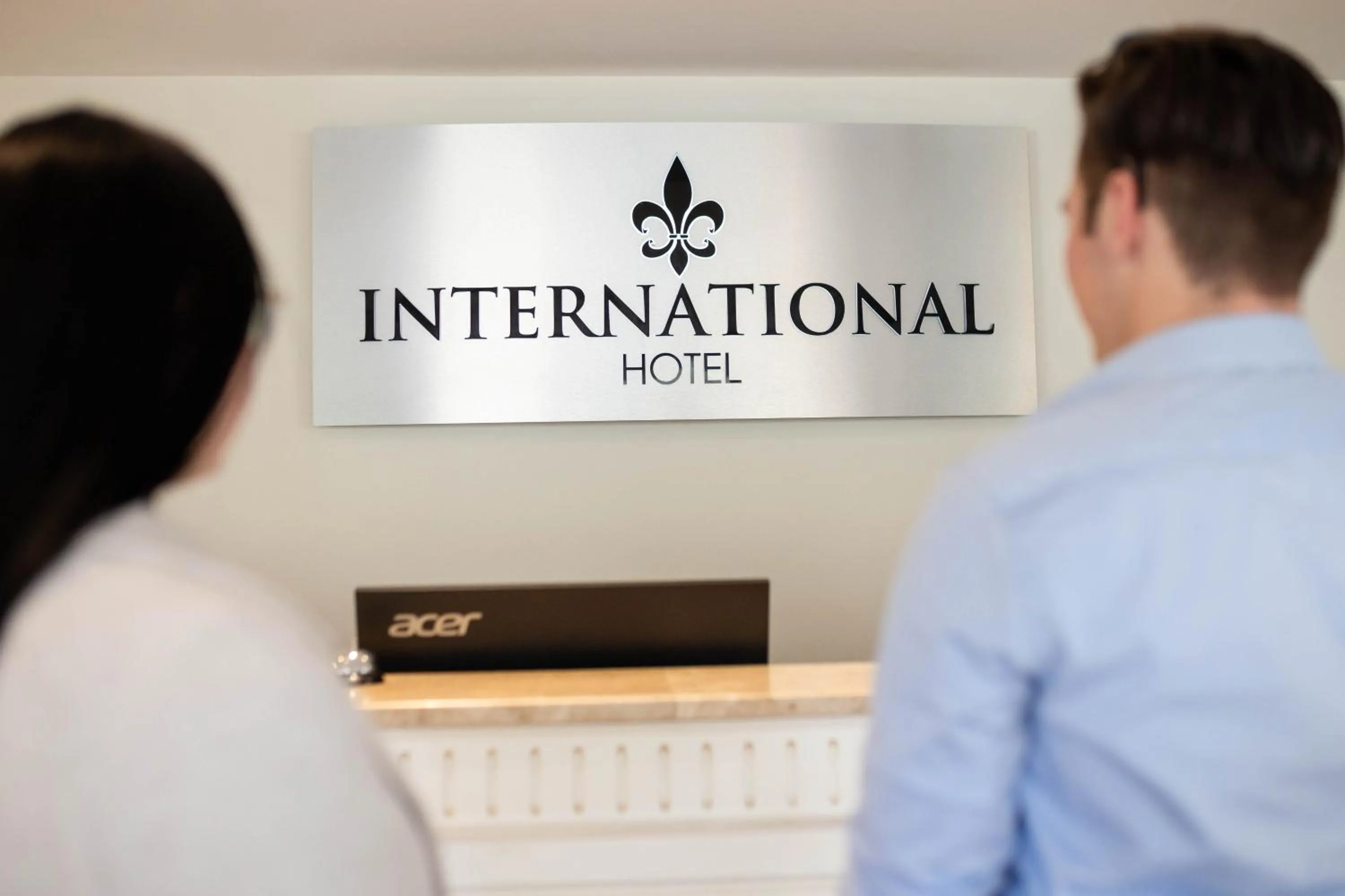 Lobby or reception in International Hotel Wagga Wagga