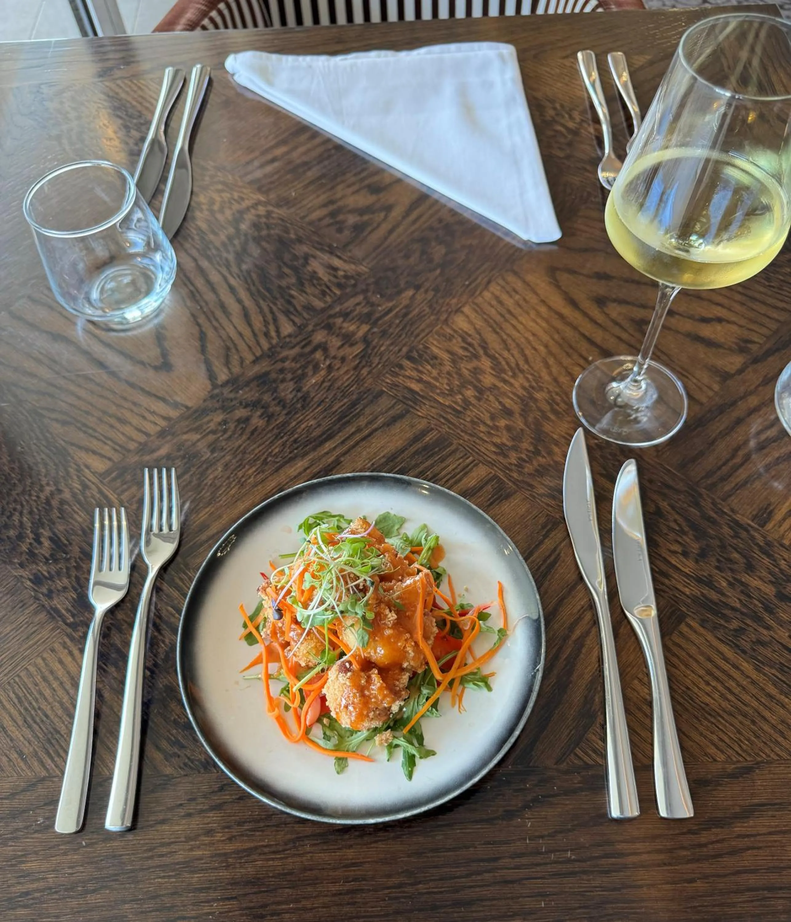 Restaurant/places to eat in International Hotel Wagga Wagga