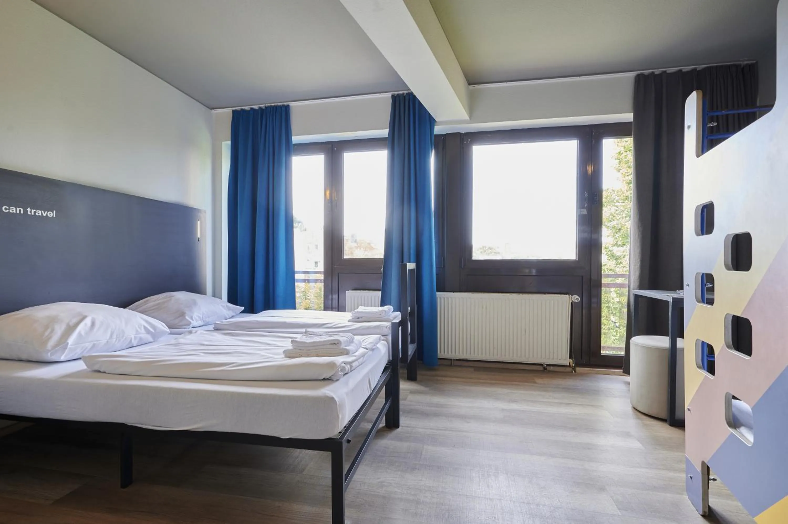 Bed in a&o Hamburg Reeperbahn