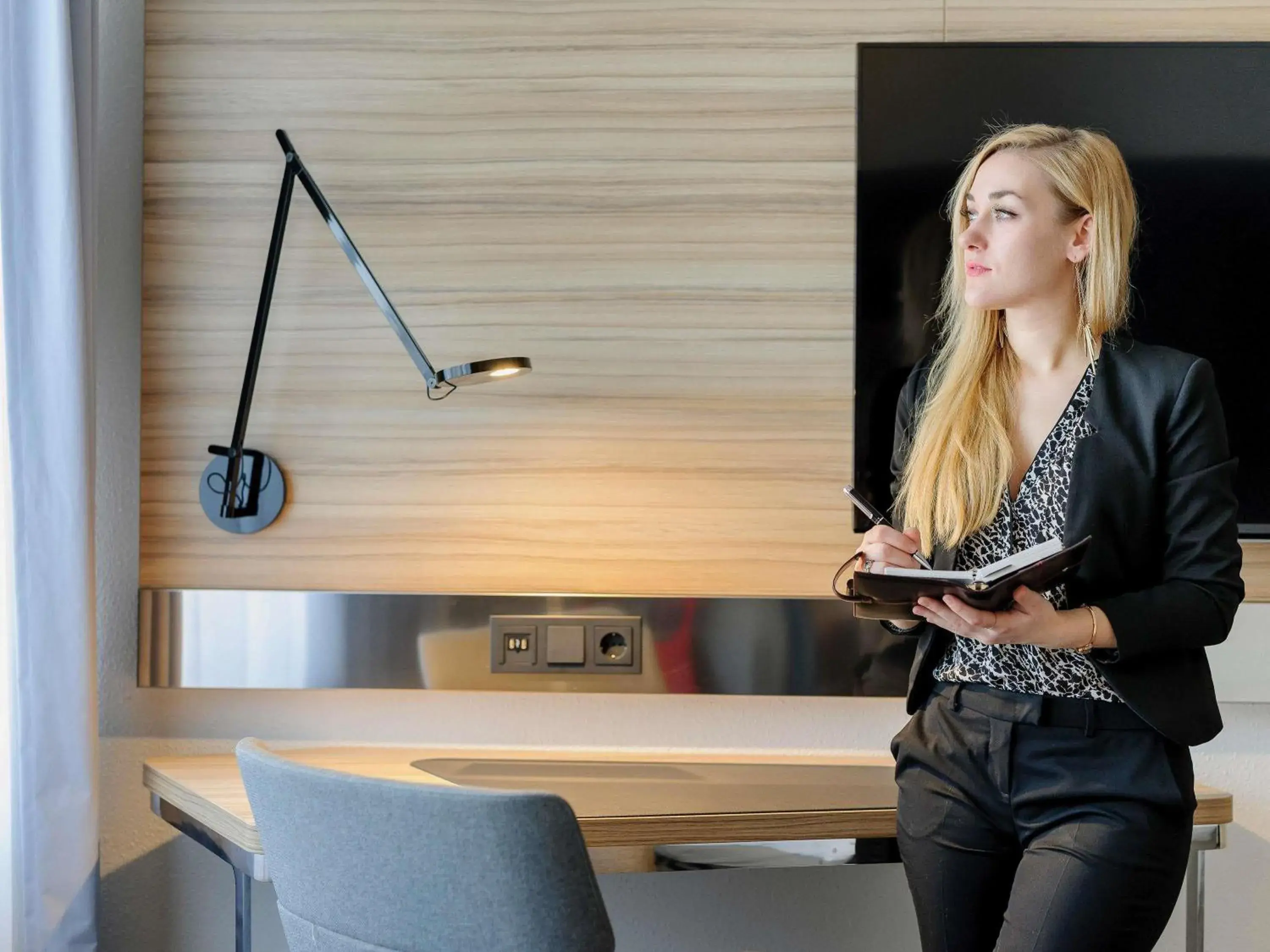 Standard Twin Room in Novotel Köln City Standard Twin Room in Novotel Köln City