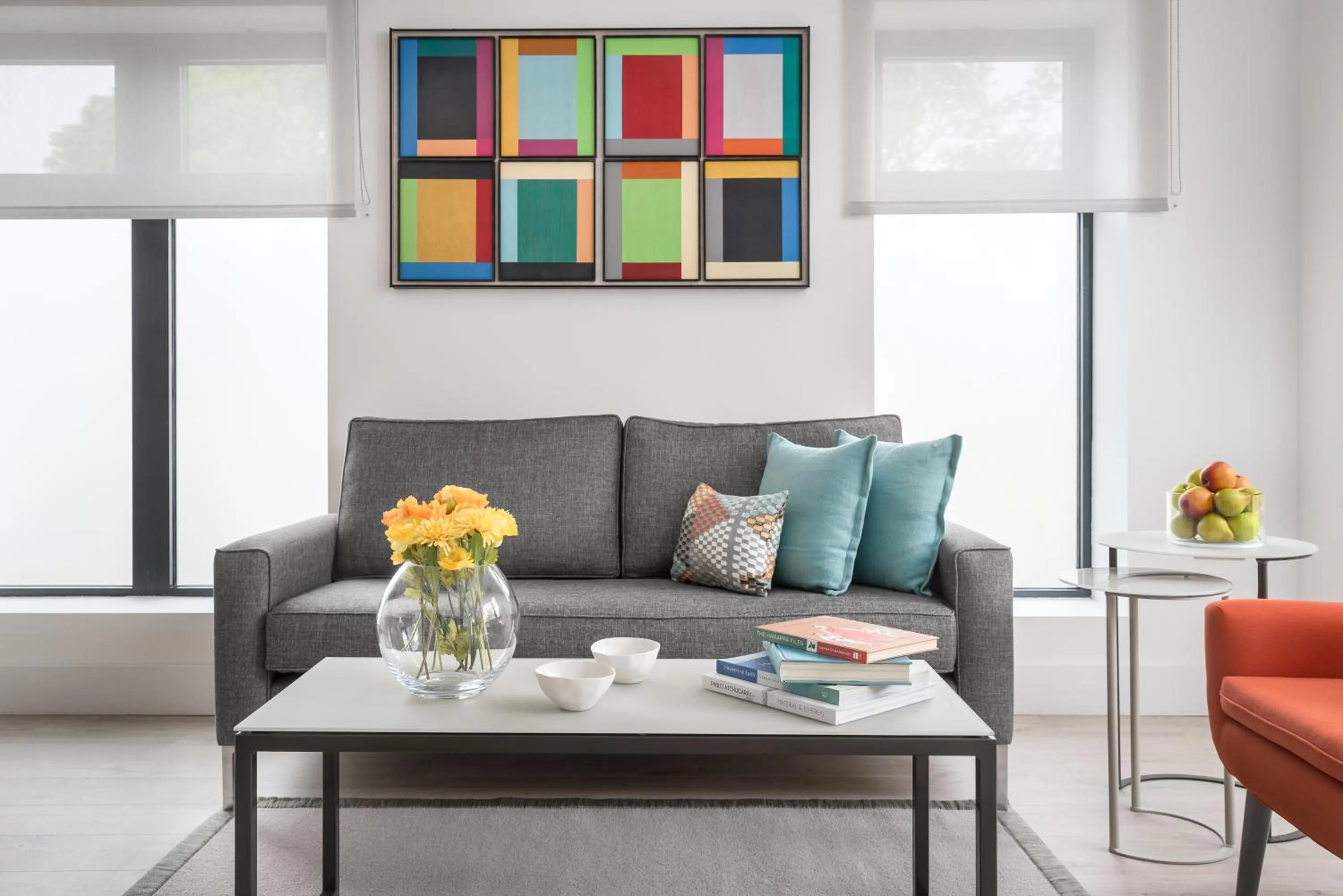 Living room in Q Square by Supercity Aparthotels