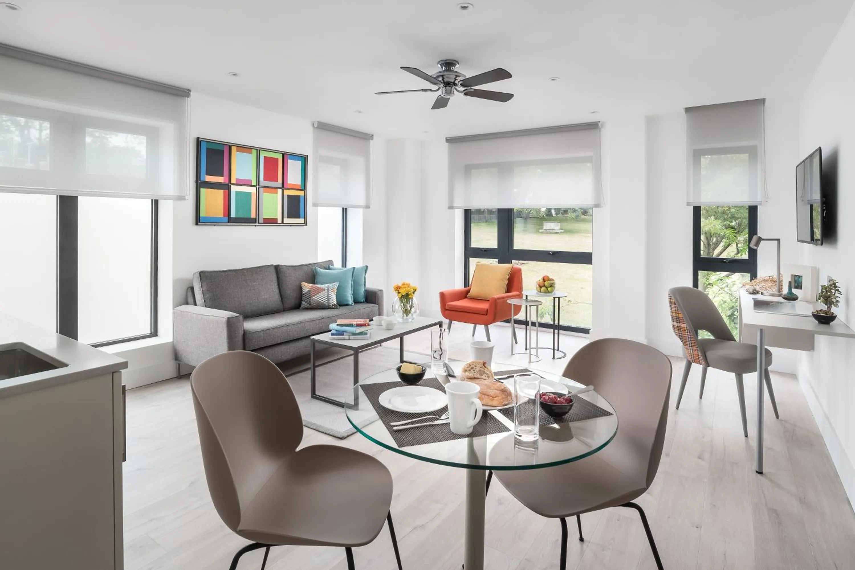 Living room in Q Square by Supercity Aparthotels