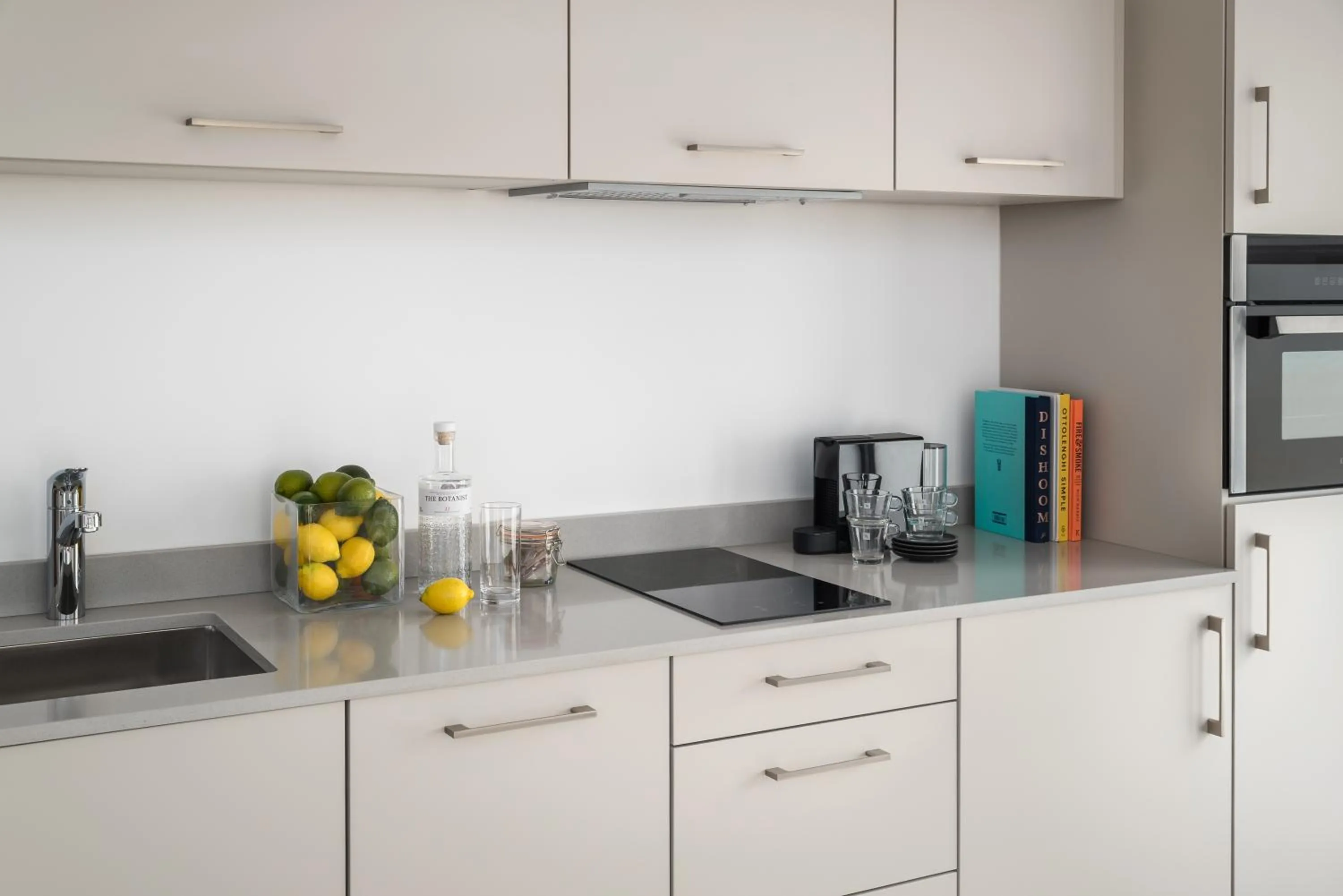 Kitchen or kitchenette in Q Square by Supercity Aparthotels