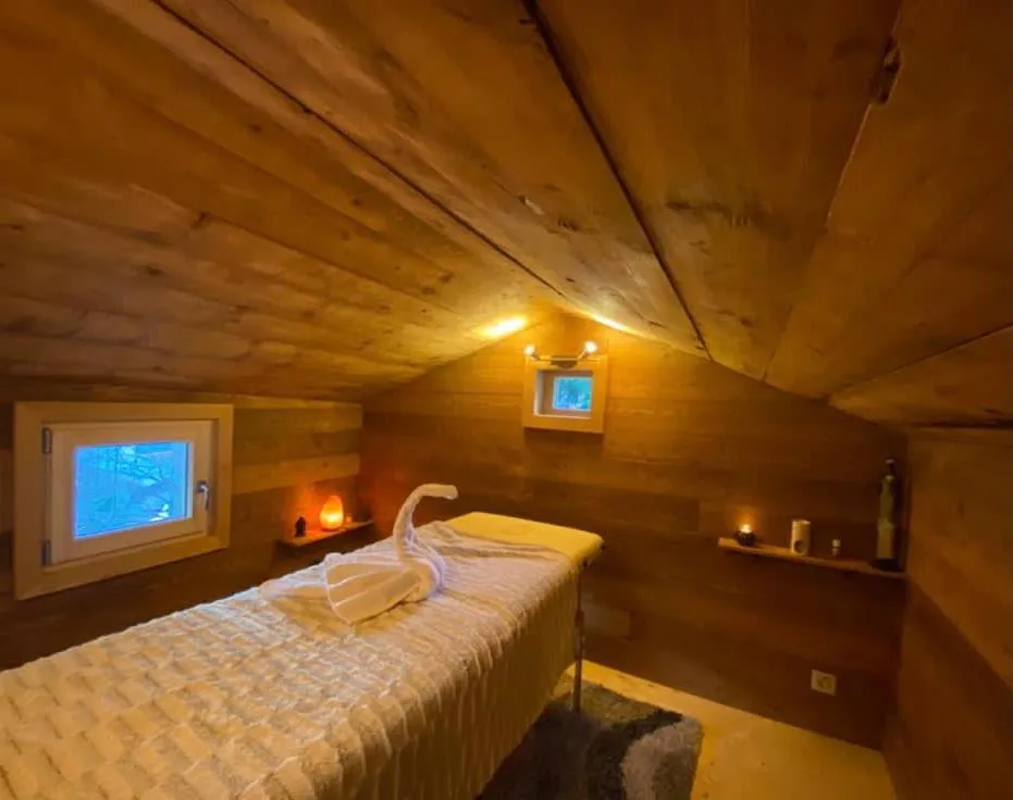 Massage, Bed in Chalet Mountain Vibes