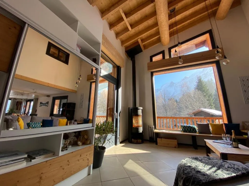 Chalet Mountain Vibes