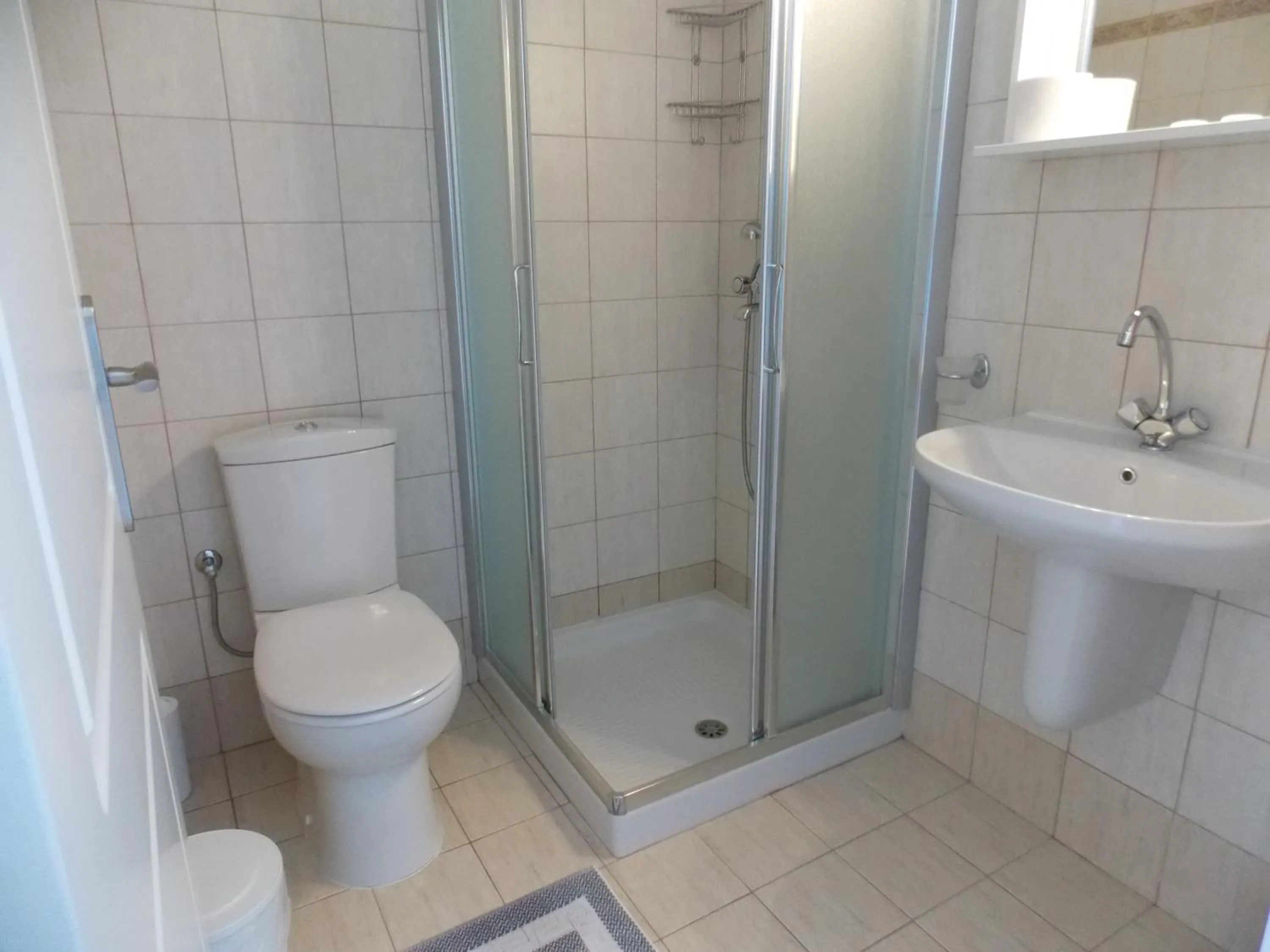 Toilet in Kato Zakros Palace Apartments