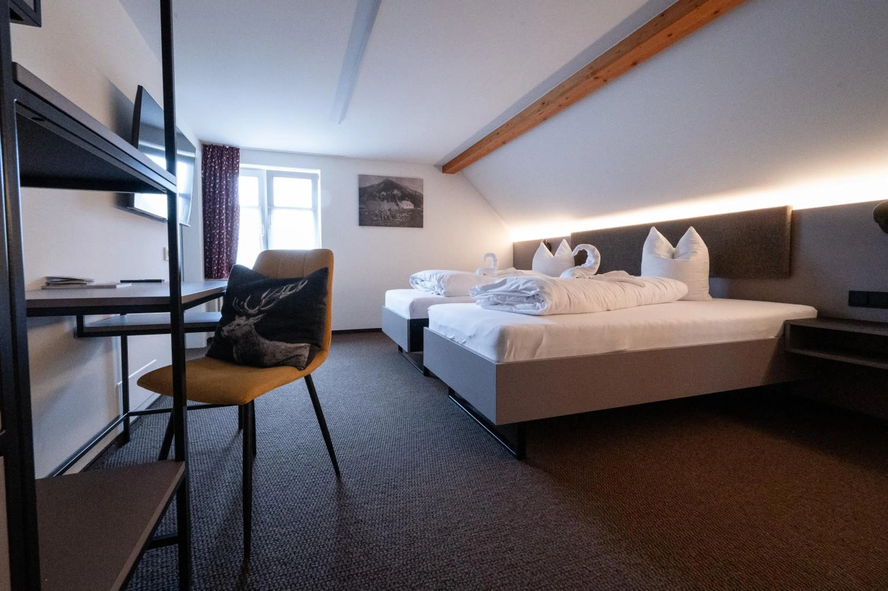 Photo of the whole room, Bed in Gasthaus Rössle