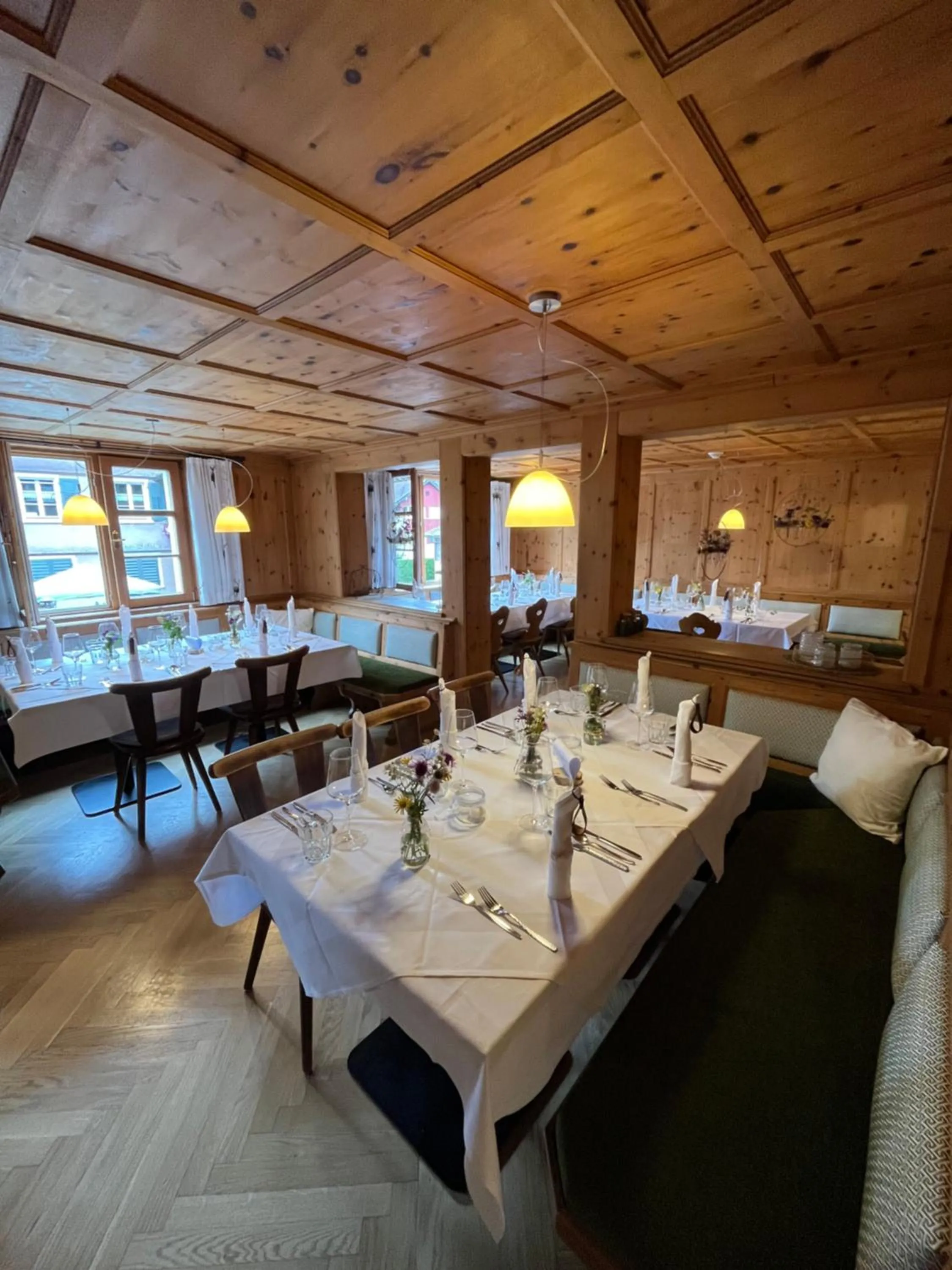 Restaurant/places to eat in Gasthaus Rössle