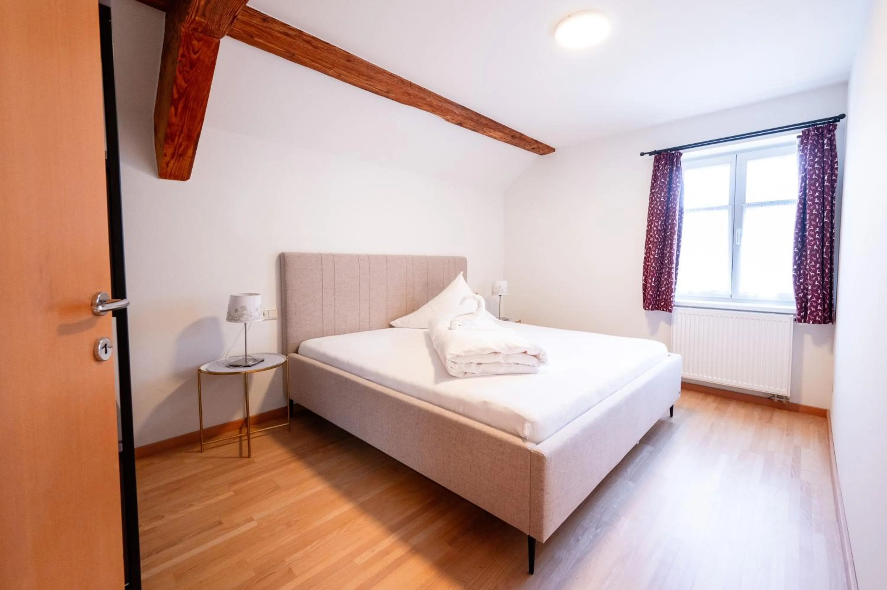 Photo of the whole room, Bed in Gasthaus Rössle