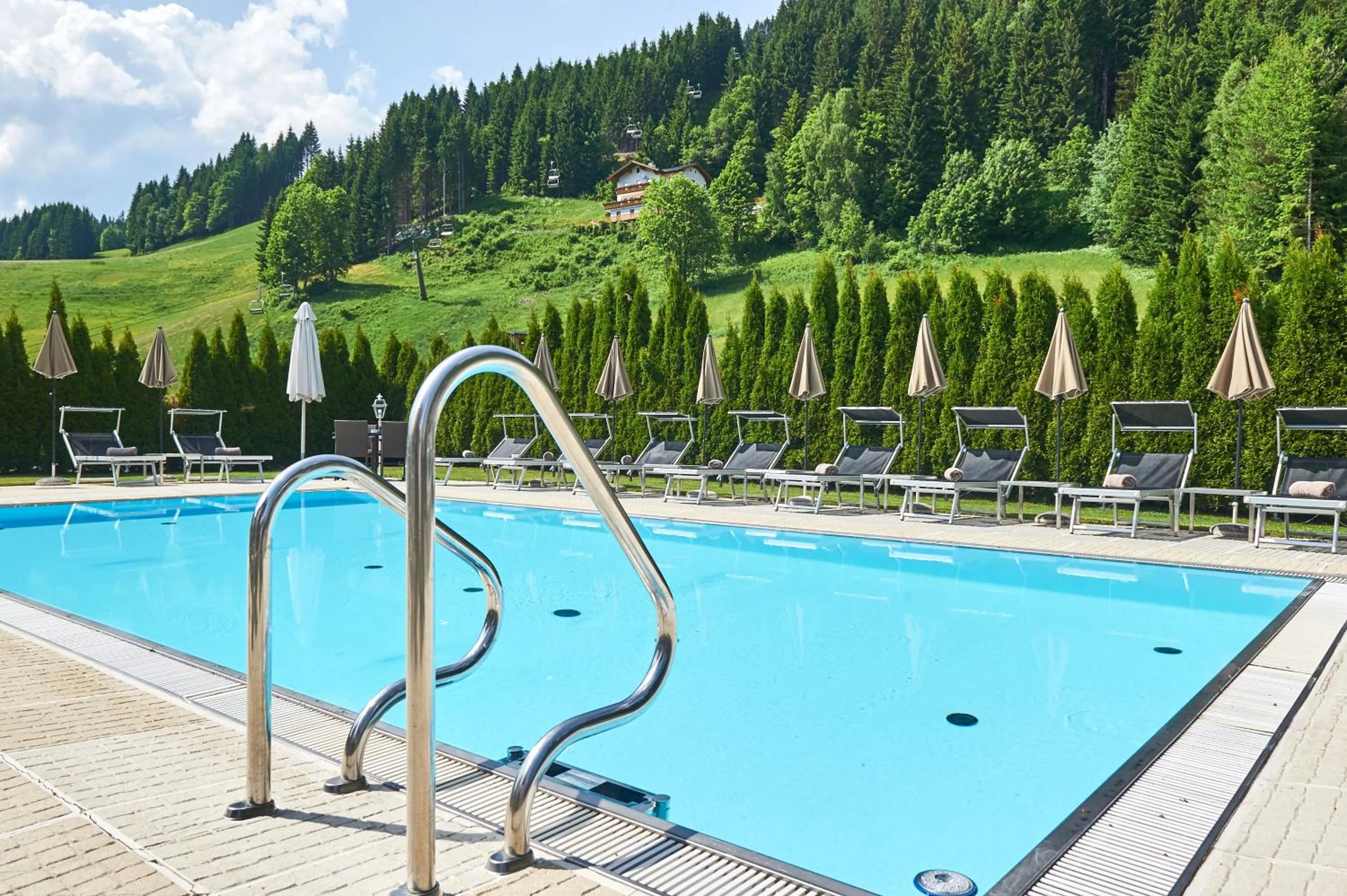 Swimming pool in Hotel Happy Filzmoos
